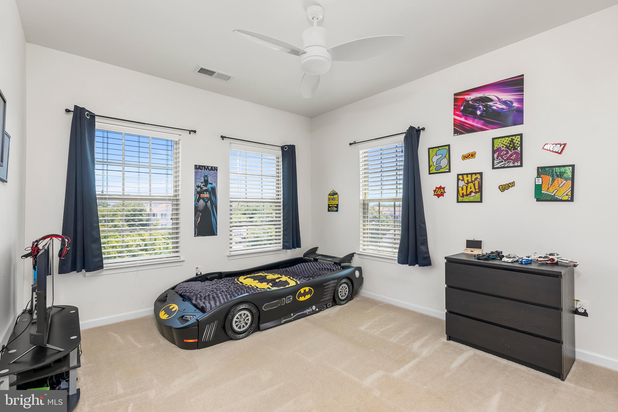 ORCHARD SQUARE - Residential Lease