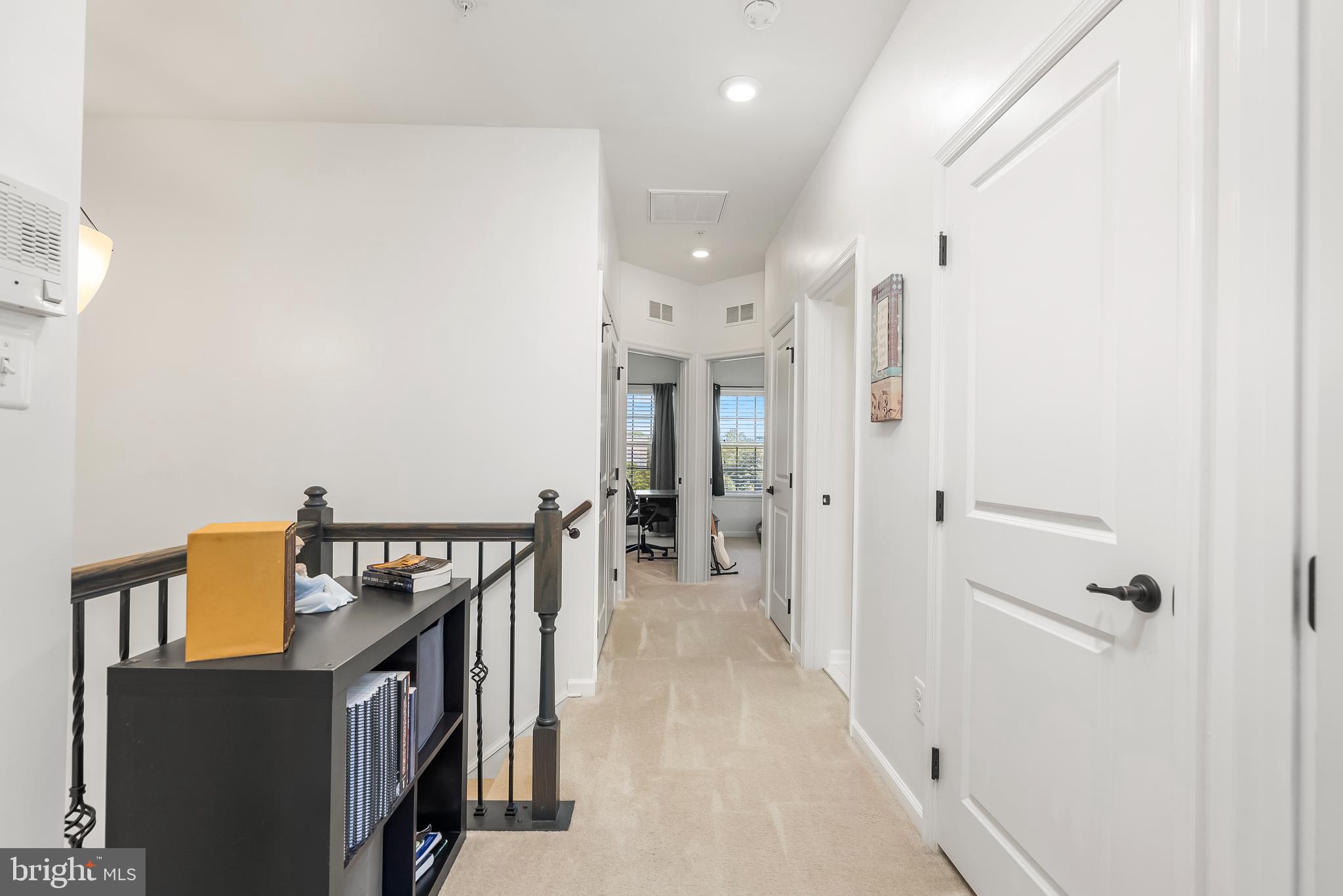 ORCHARD SQUARE - Residential Lease