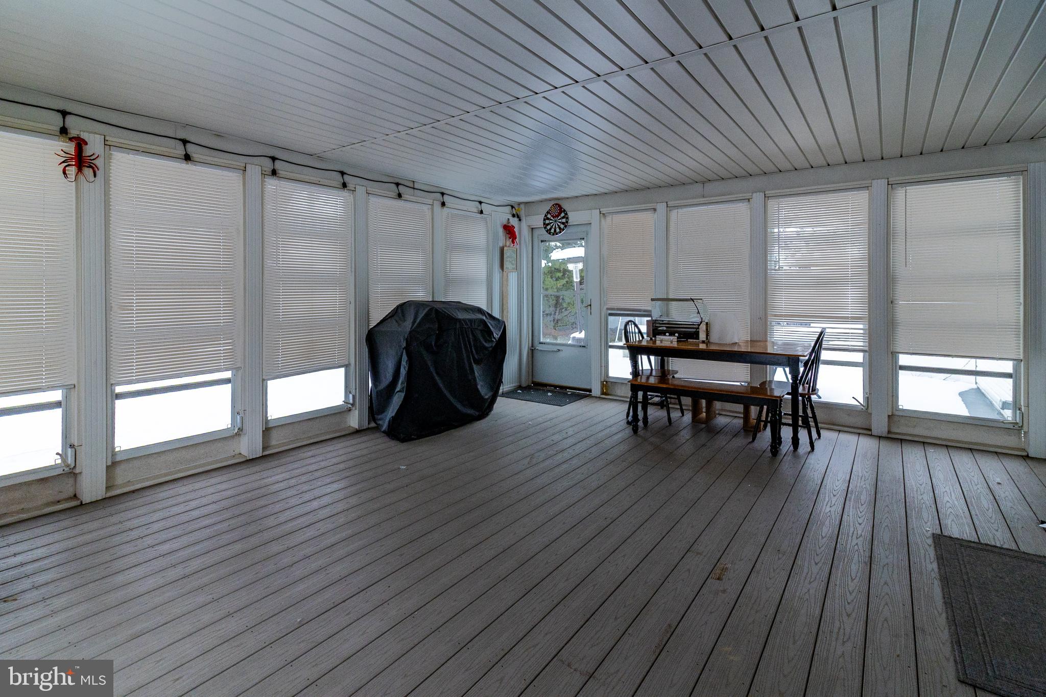 TWIN CREEKS - Residential