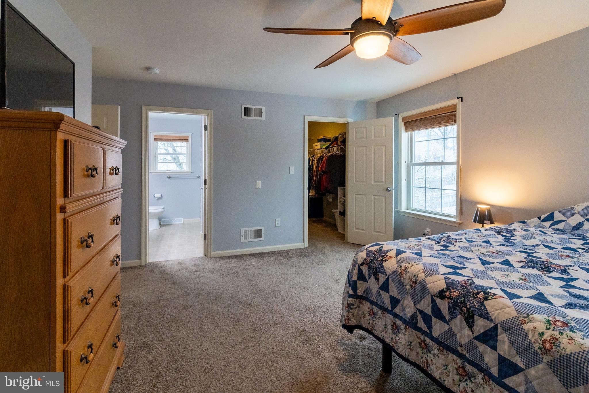 TWIN CREEKS - Residential