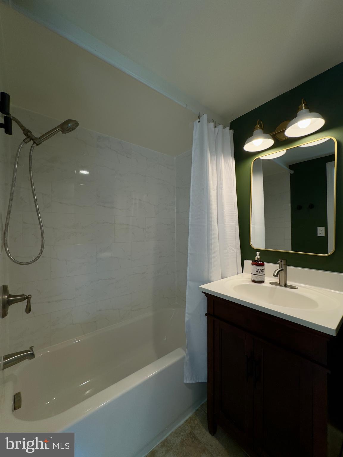 FEDERAL HILL HISTORIC DISTRICT - Residential Lease