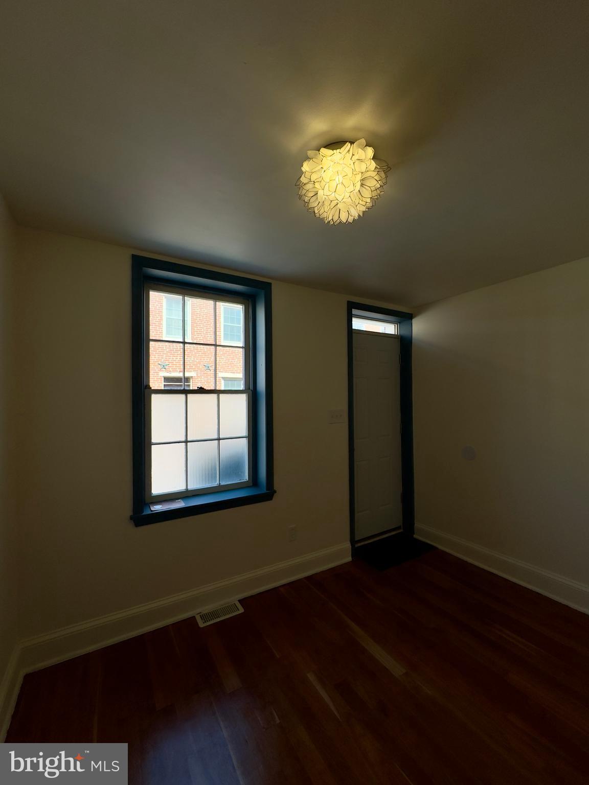 FEDERAL HILL HISTORIC DISTRICT - Residential Lease