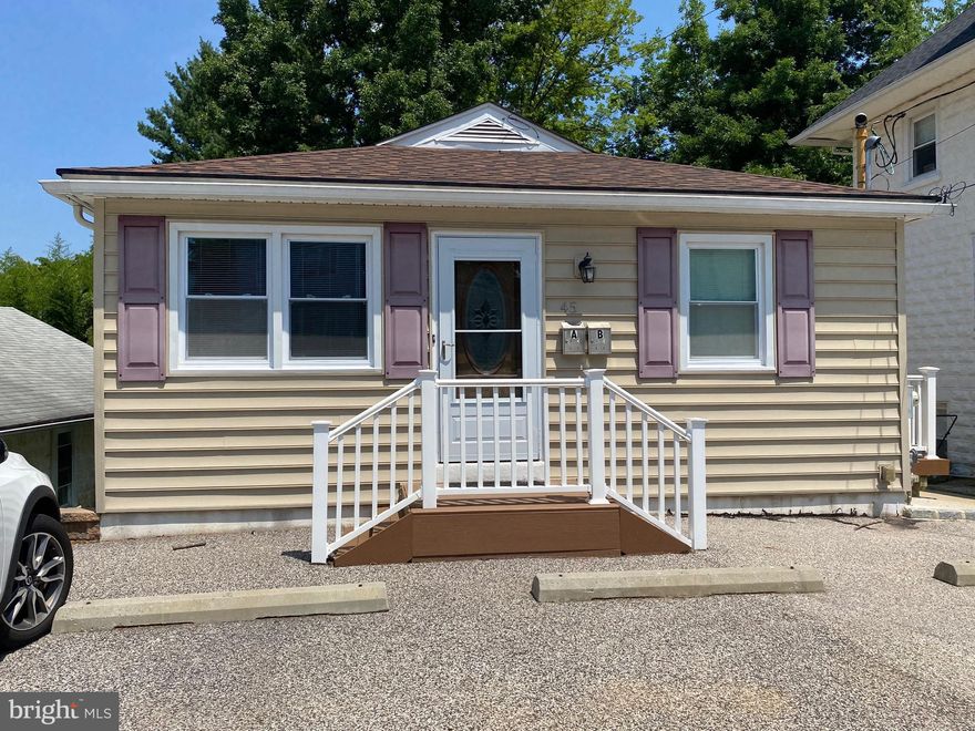 Great Location!  T/E schools, walk to train, shops, restaurants close to all major highways.  Open floor plan, eat in kitchen, outside entrance.  3 nice bedrooms, storage.  Off street parking.