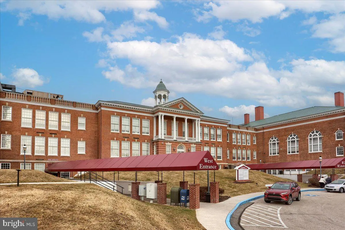 Hanover, Pennsylvania 17331, United States, ,Commercial,Active,8145