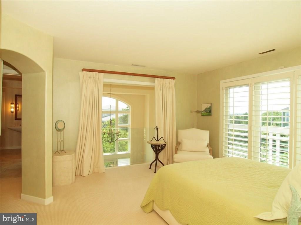 RETREAT - Residential