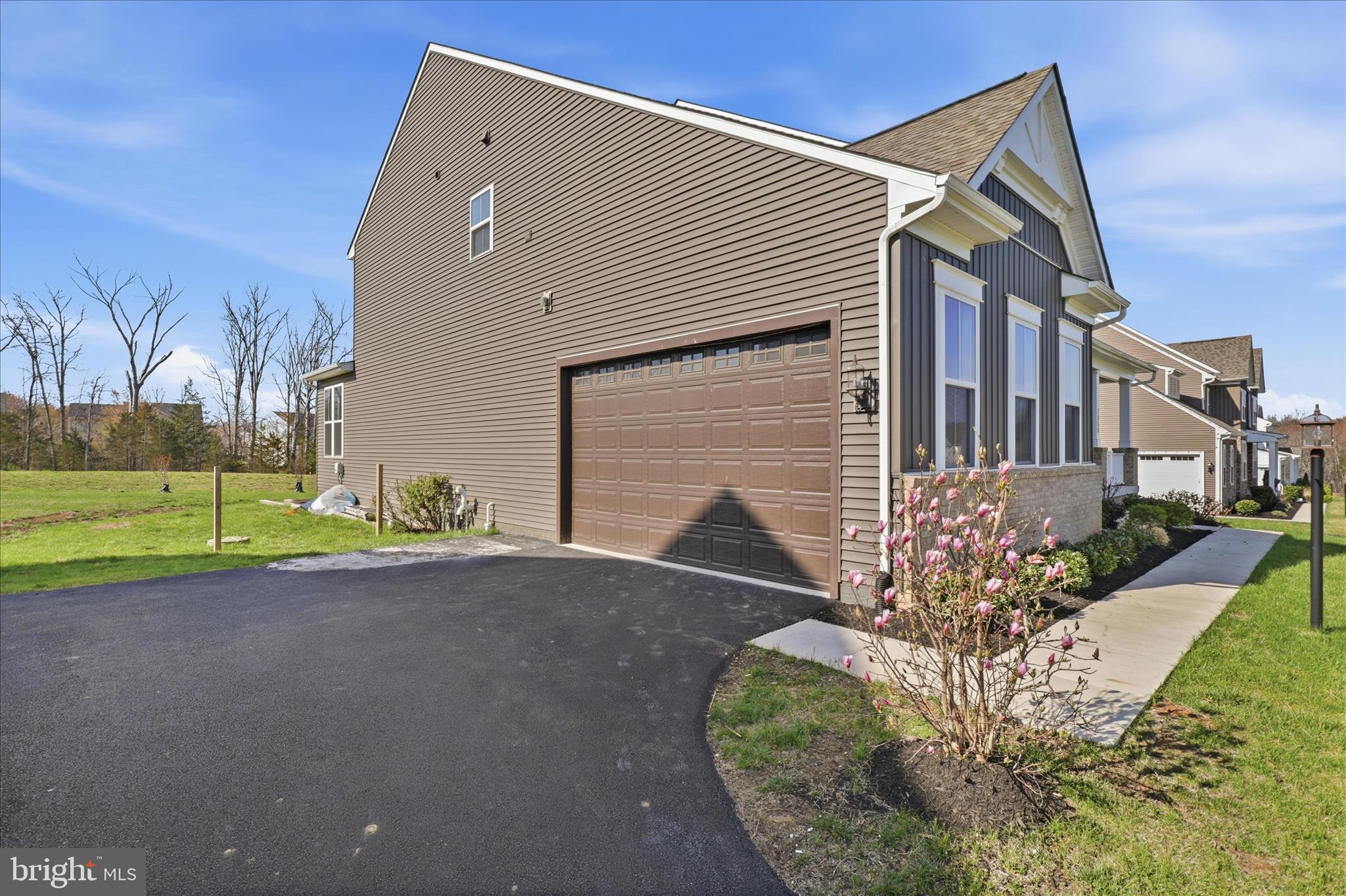 7358 SUGAR MAGNOLIA LOOP