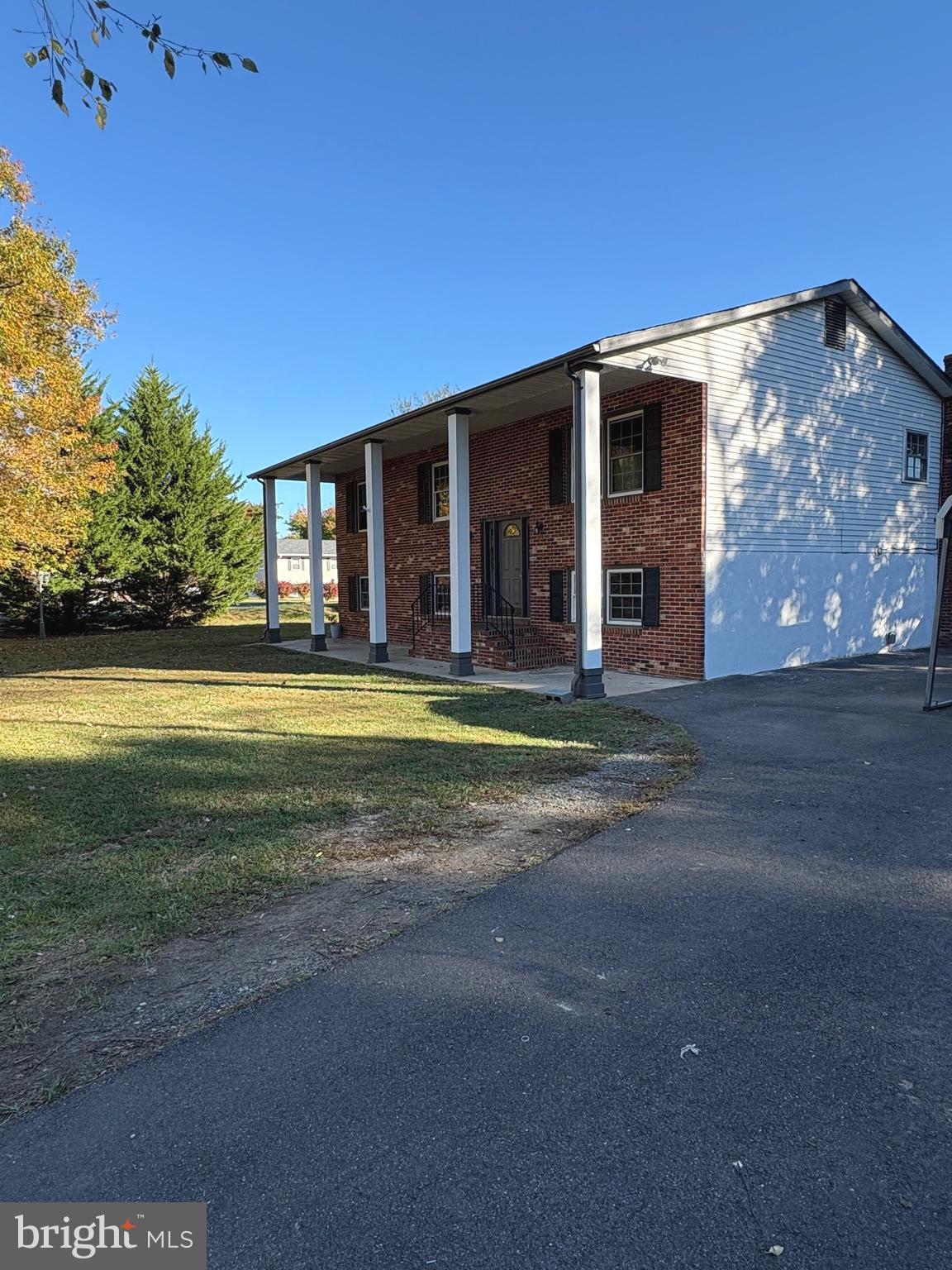 BRIARWOOD ESTATES - Residential