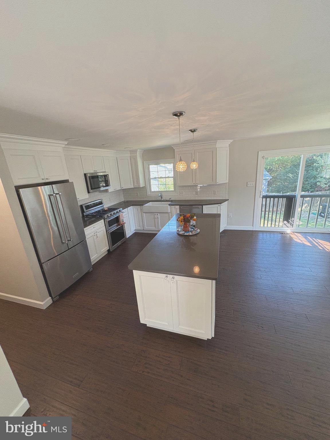 BRIARWOOD ESTATES - Residential