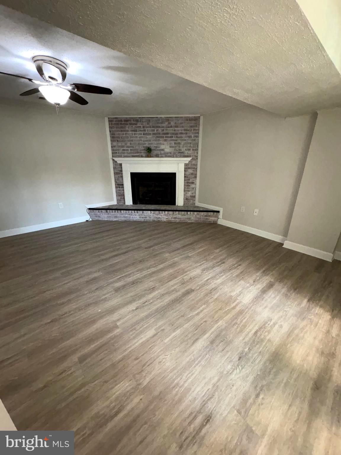 BRIARWOOD ESTATES - Residential