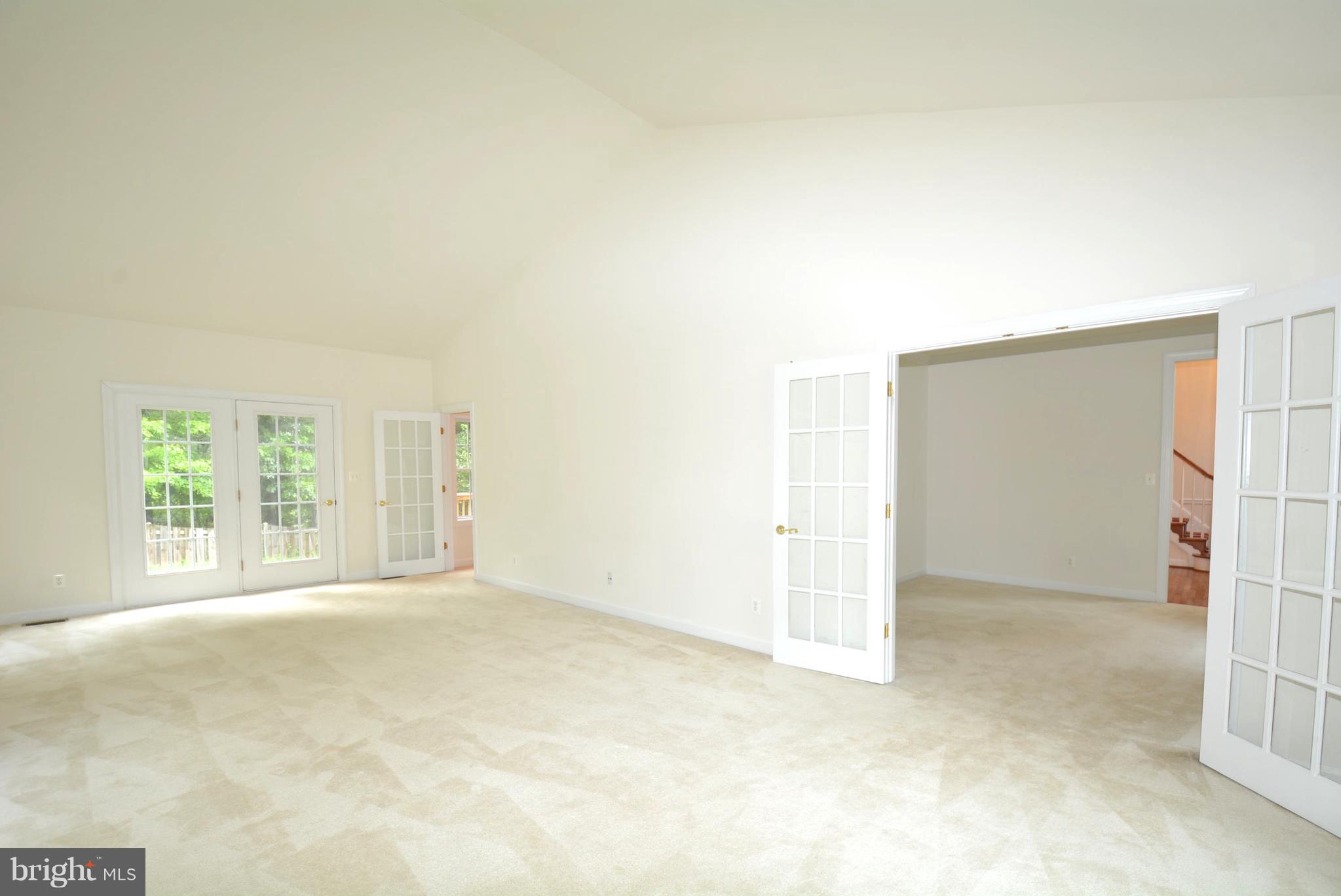 COUNTRY CLUB/LAKE MONTCLAIR - Residential Lease