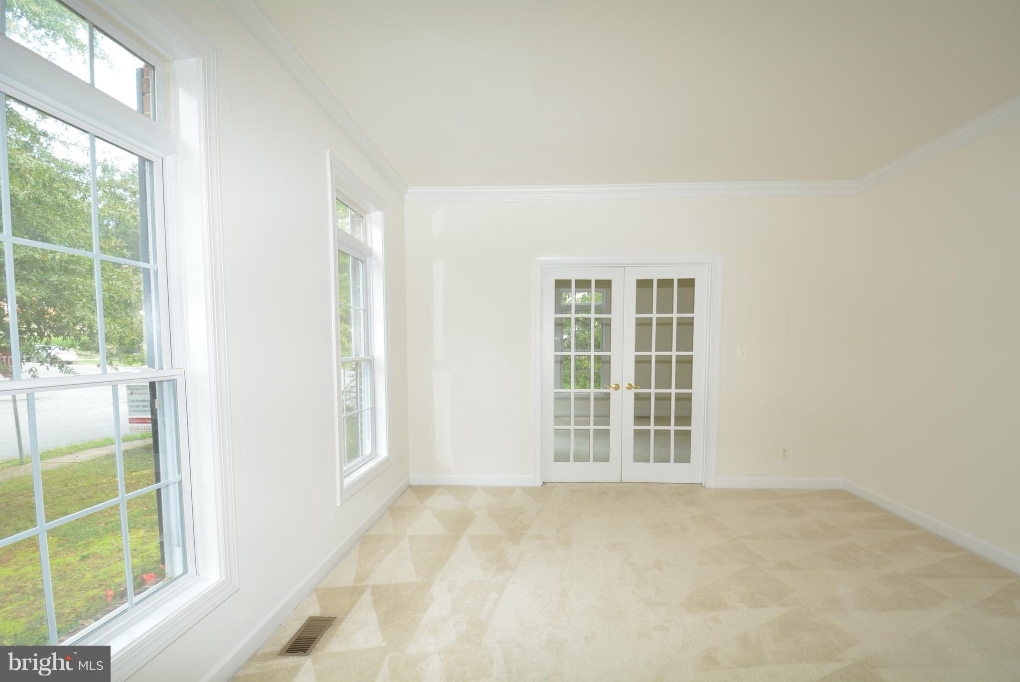 COUNTRY CLUB/LAKE MONTCLAIR - Residential Lease