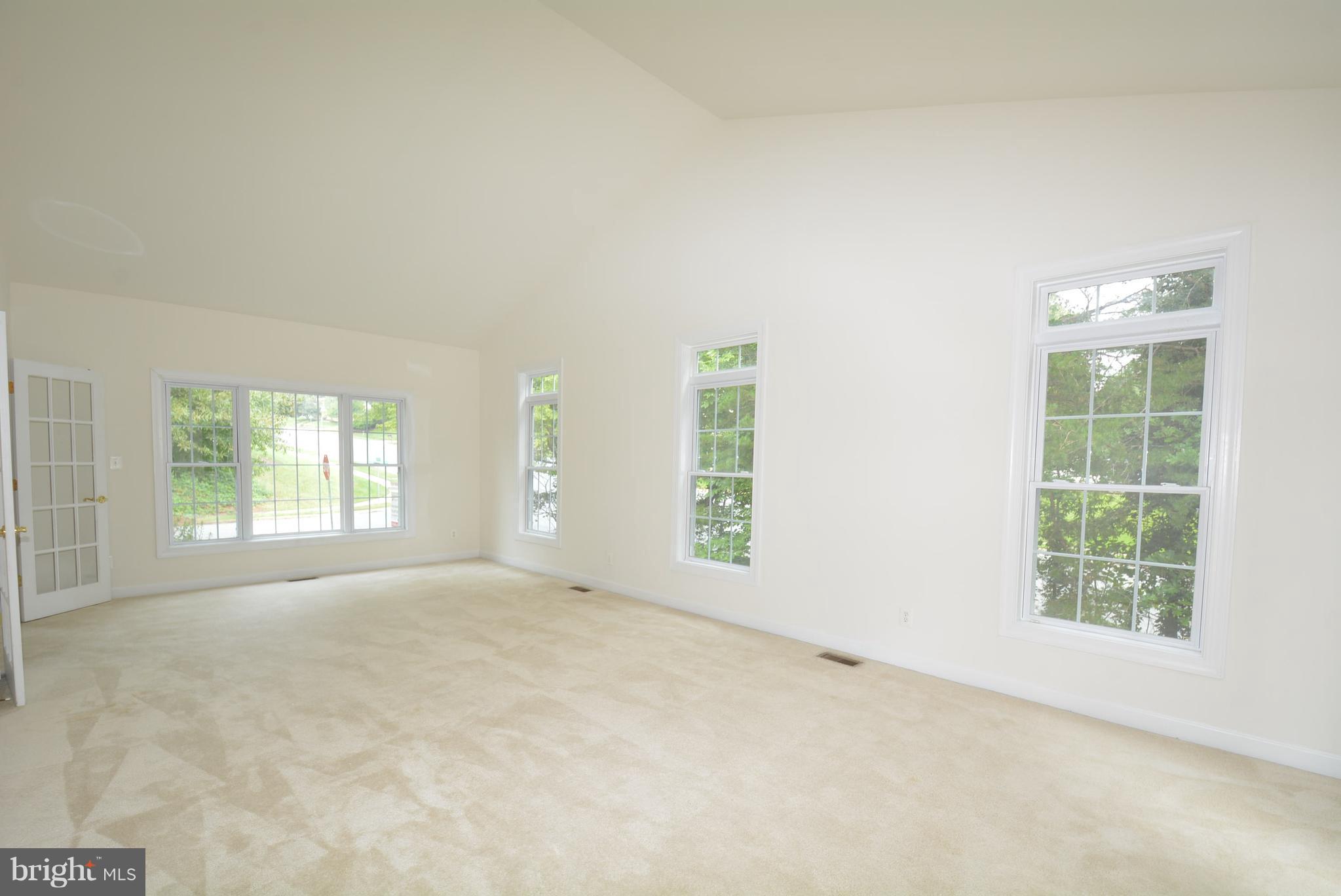 COUNTRY CLUB/LAKE MONTCLAIR - Residential Lease