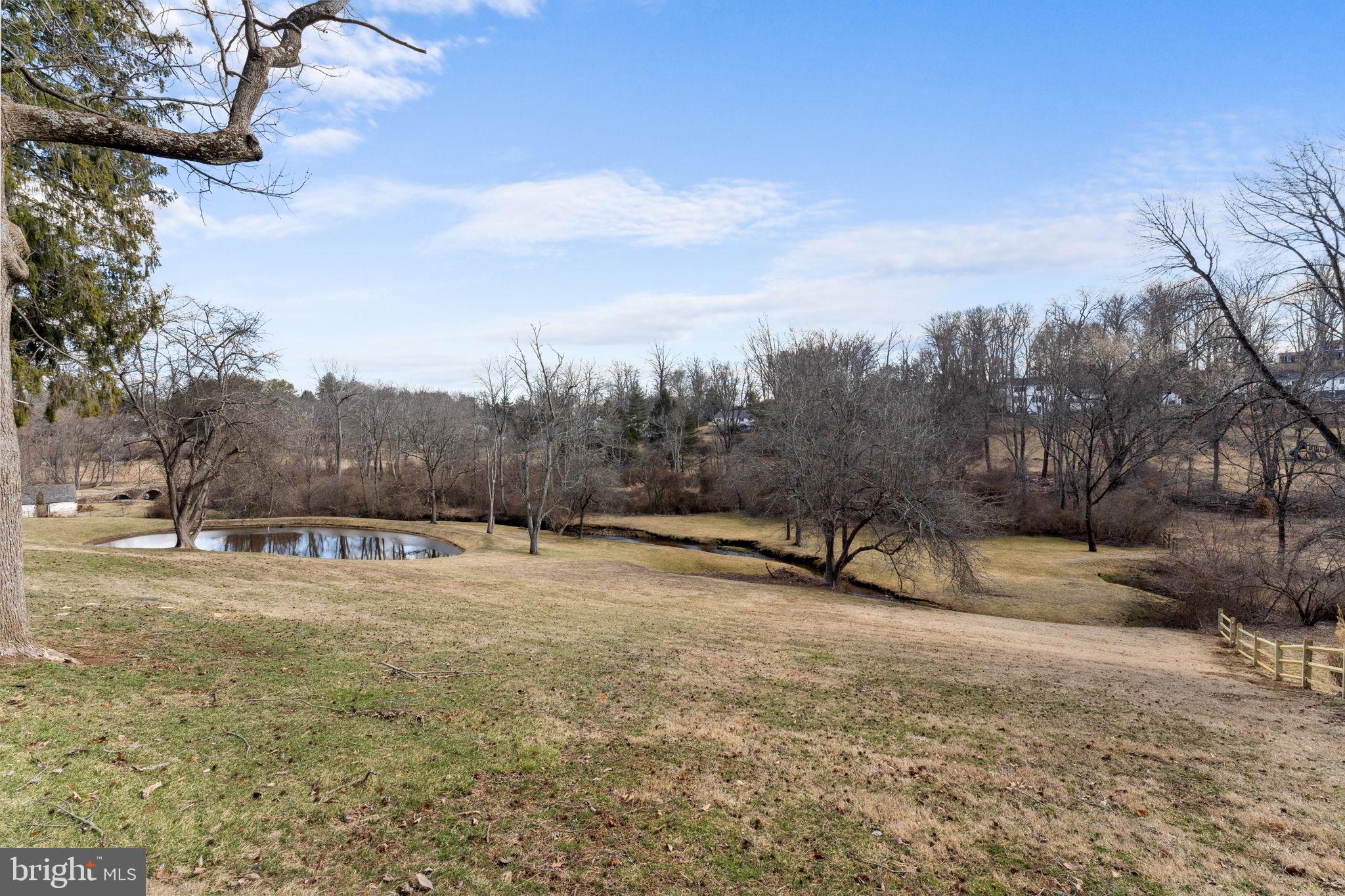 RADNOR HUNT - Residential