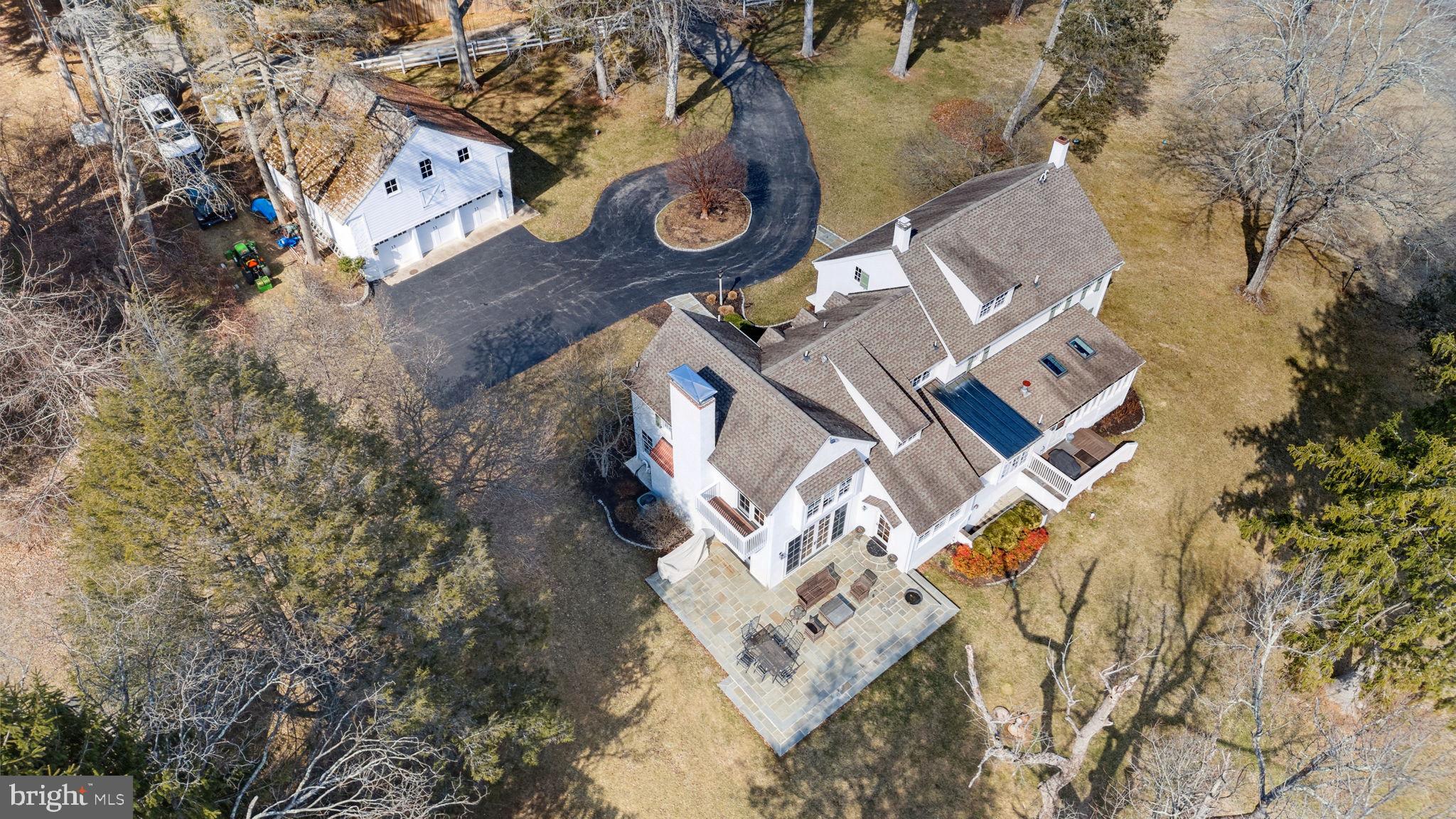 RADNOR HUNT - Residential