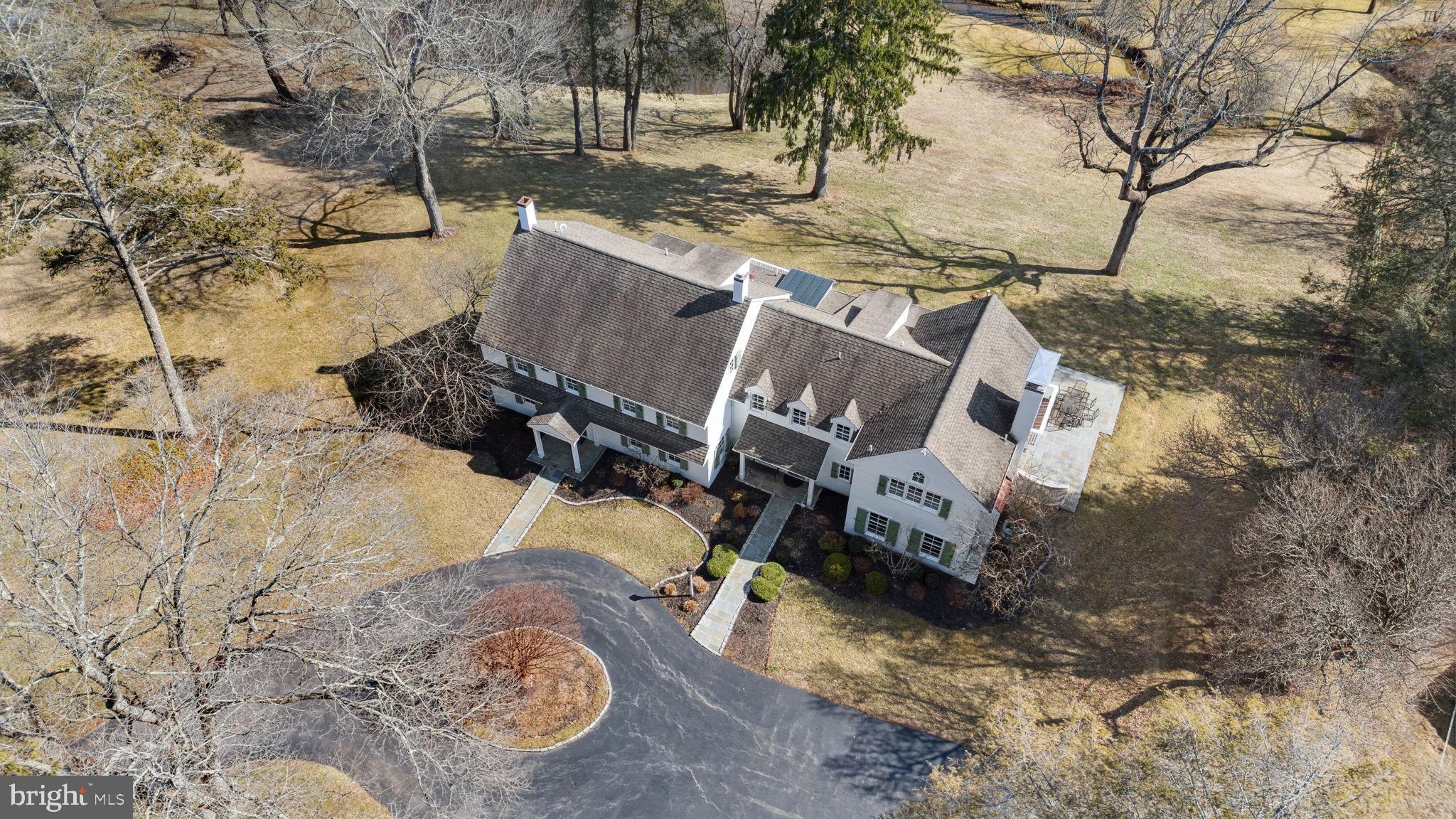 RADNOR HUNT - Residential