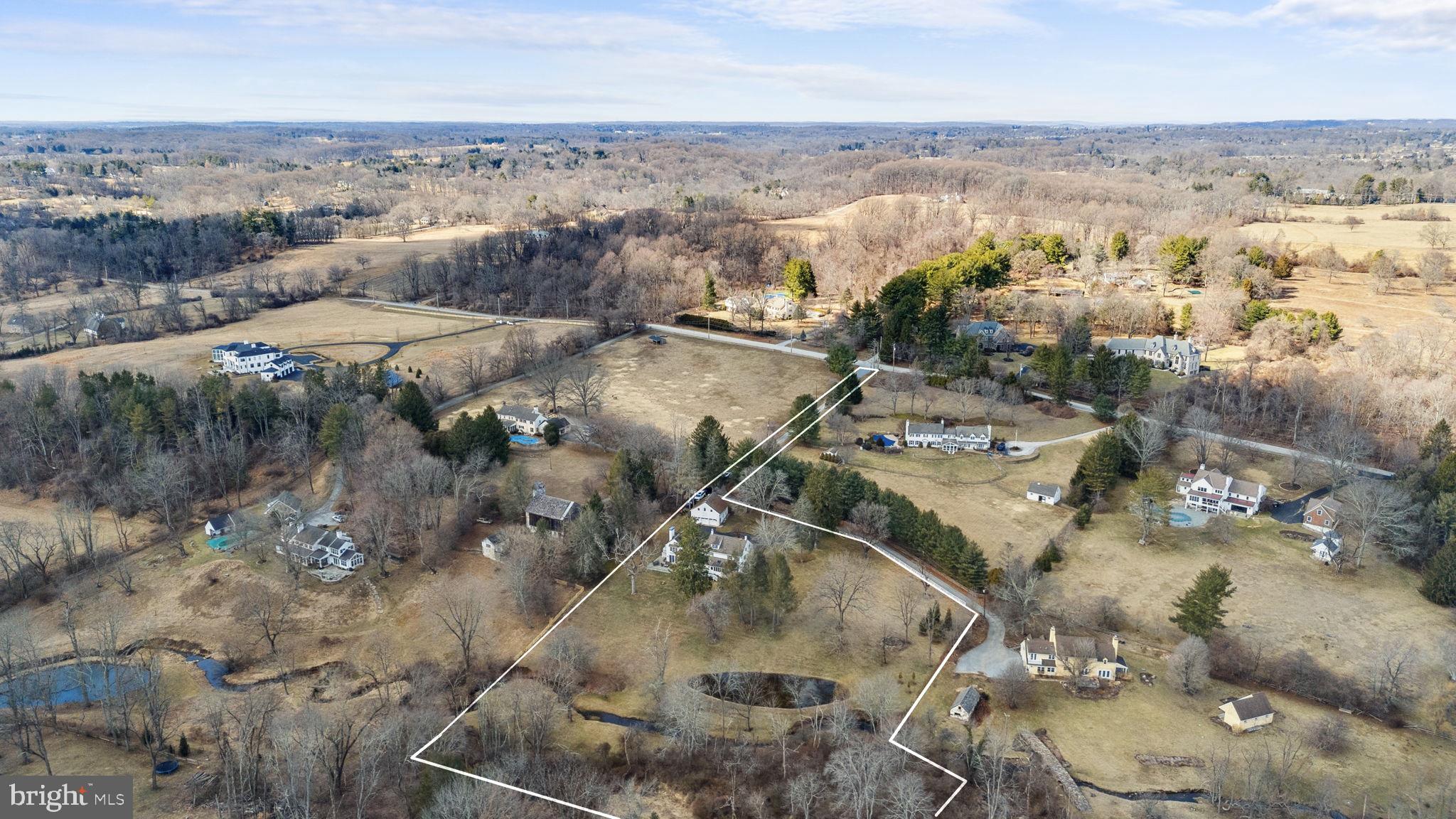 RADNOR HUNT - Residential