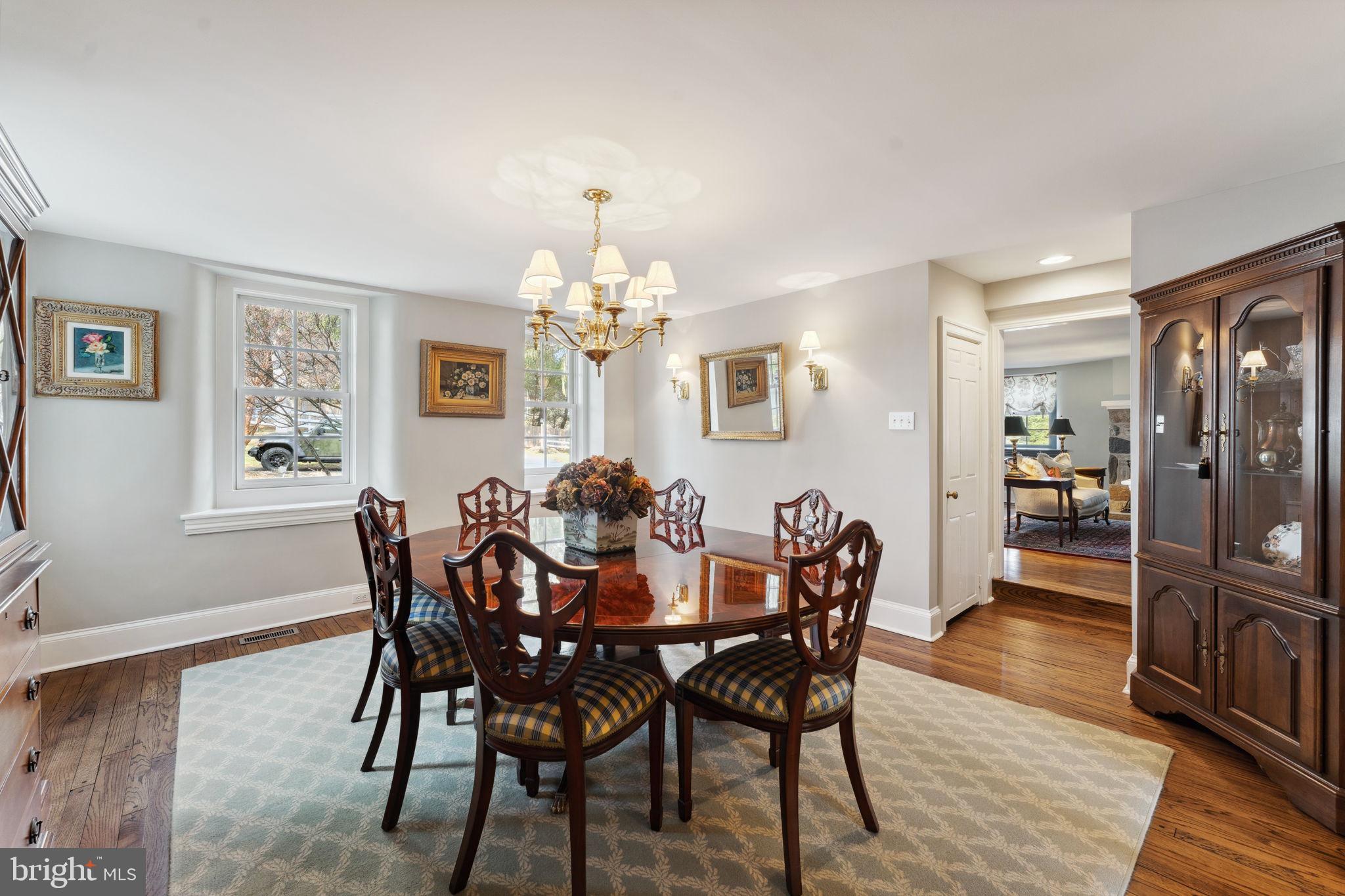 RADNOR HUNT - Residential