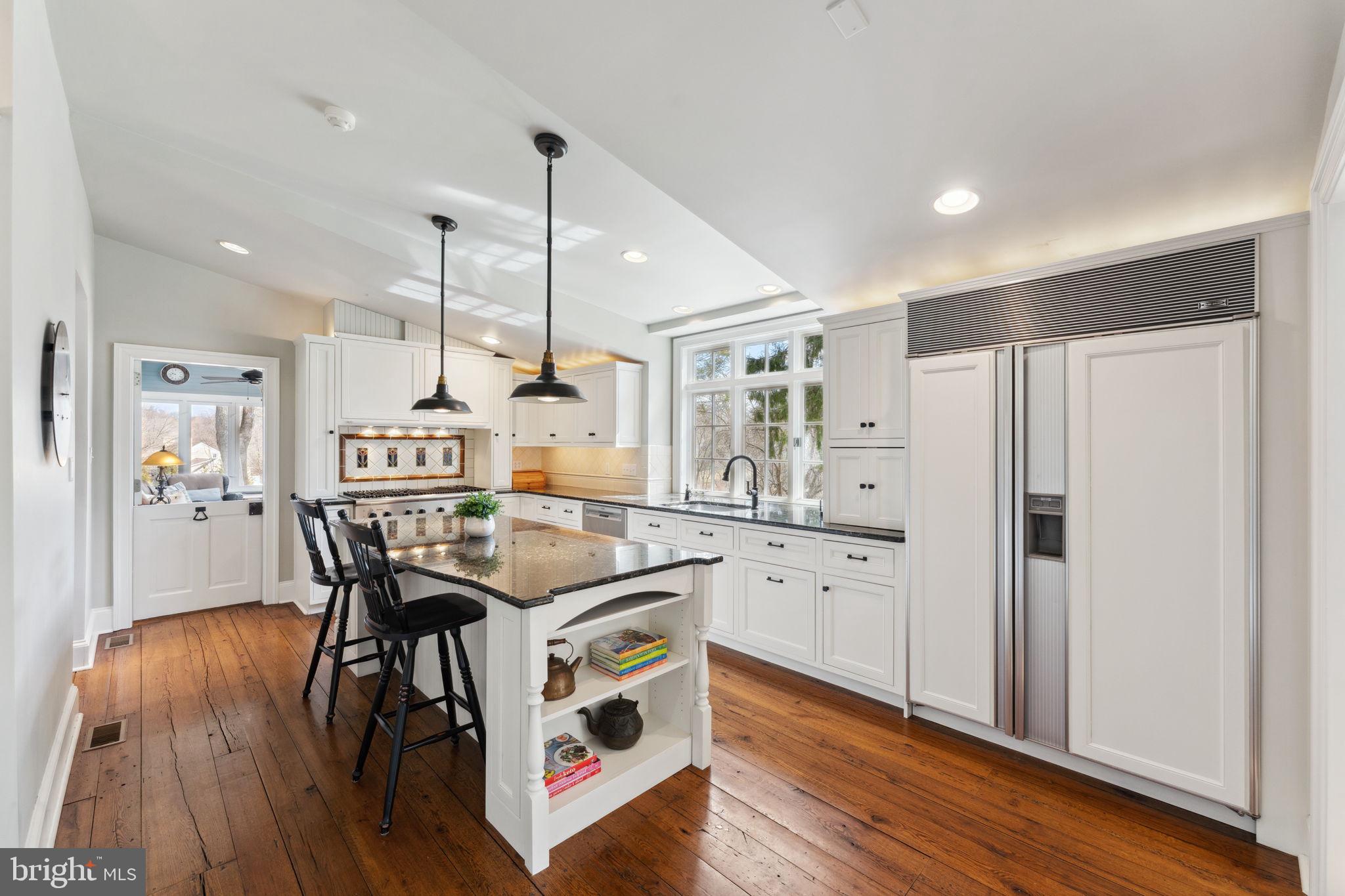 RADNOR HUNT - Residential