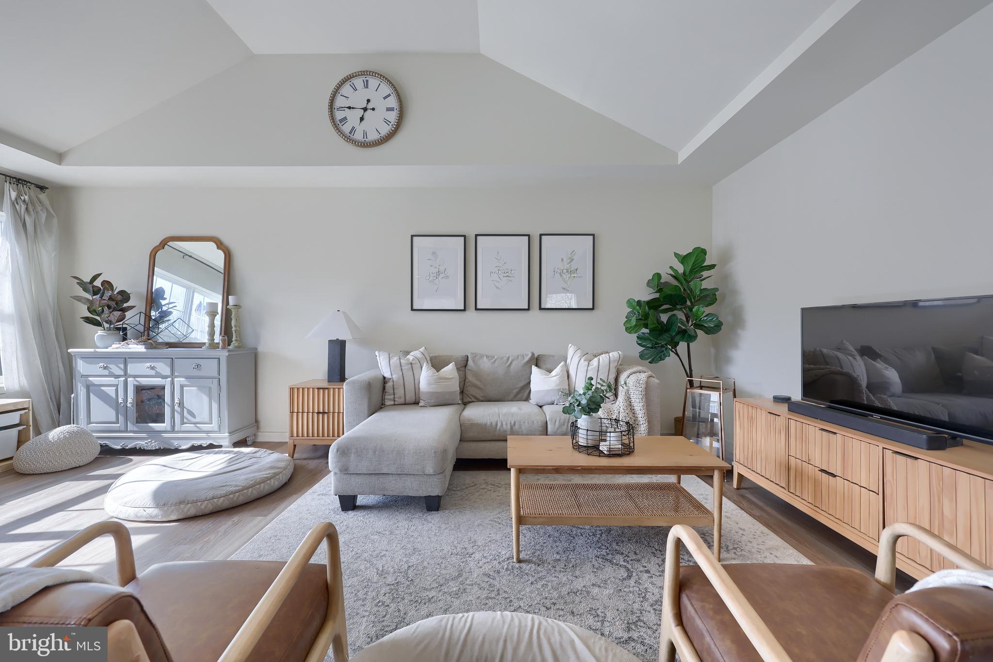 SUMMERFIELD - Residential