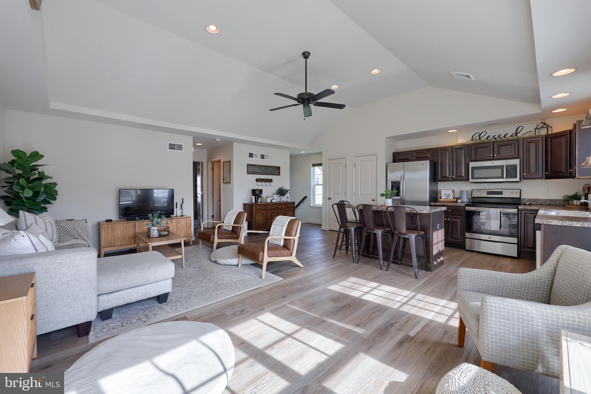 SUMMERFIELD - Residential