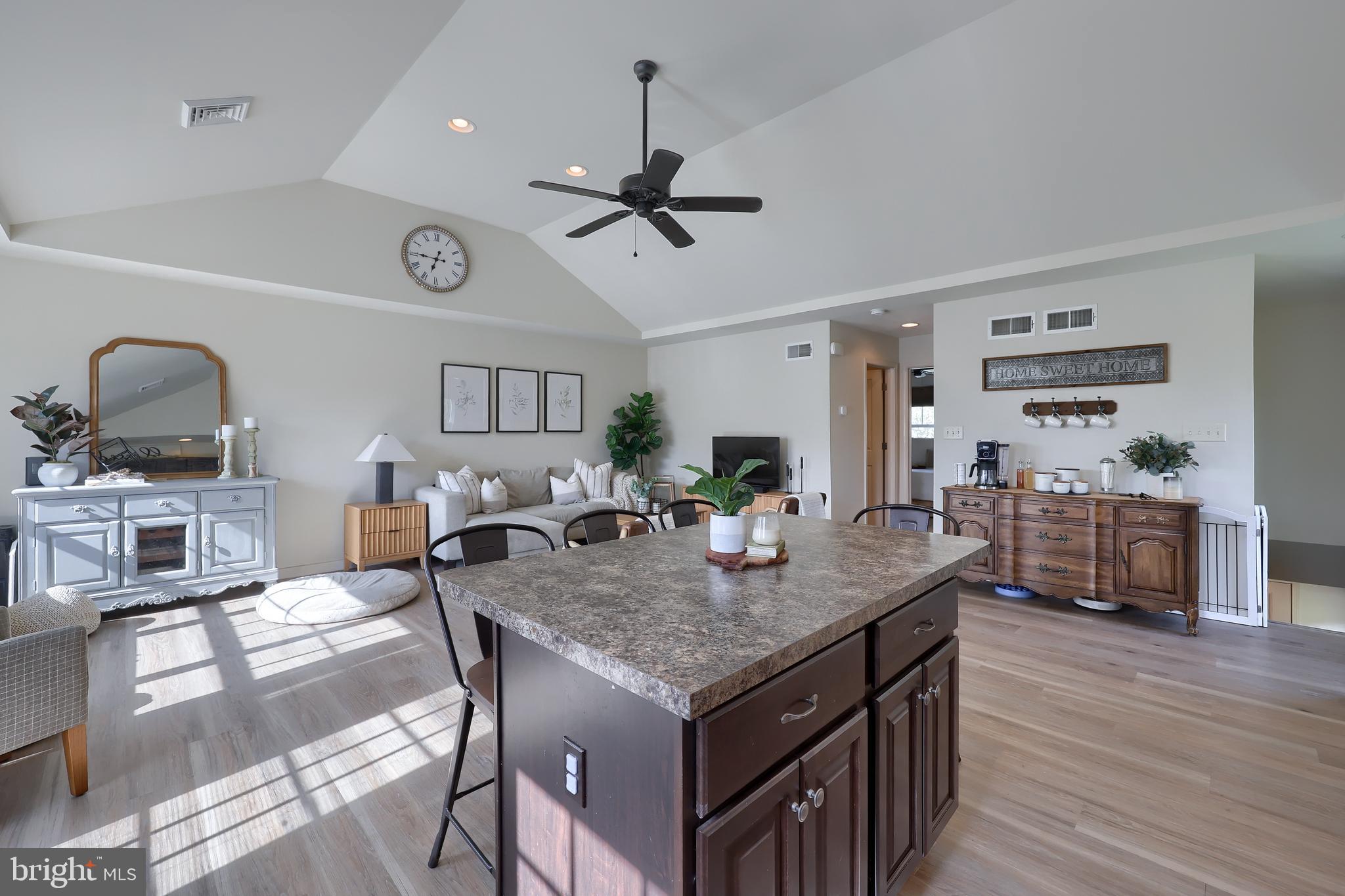 SUMMERFIELD - Residential