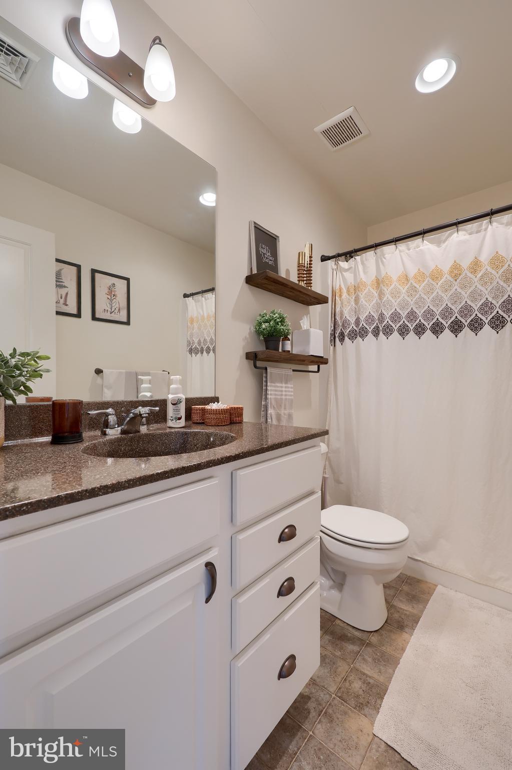 SUMMERFIELD - Residential