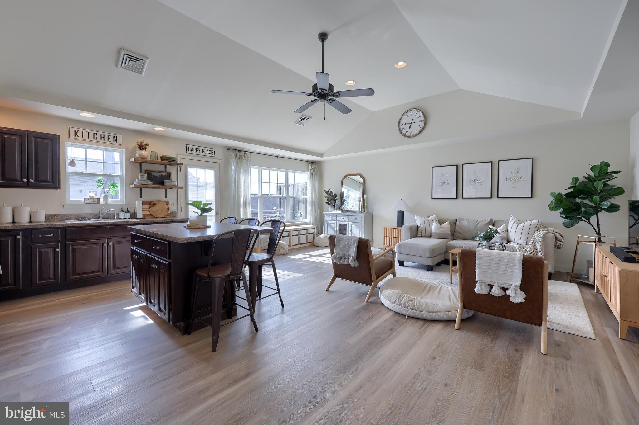 SUMMERFIELD - Residential