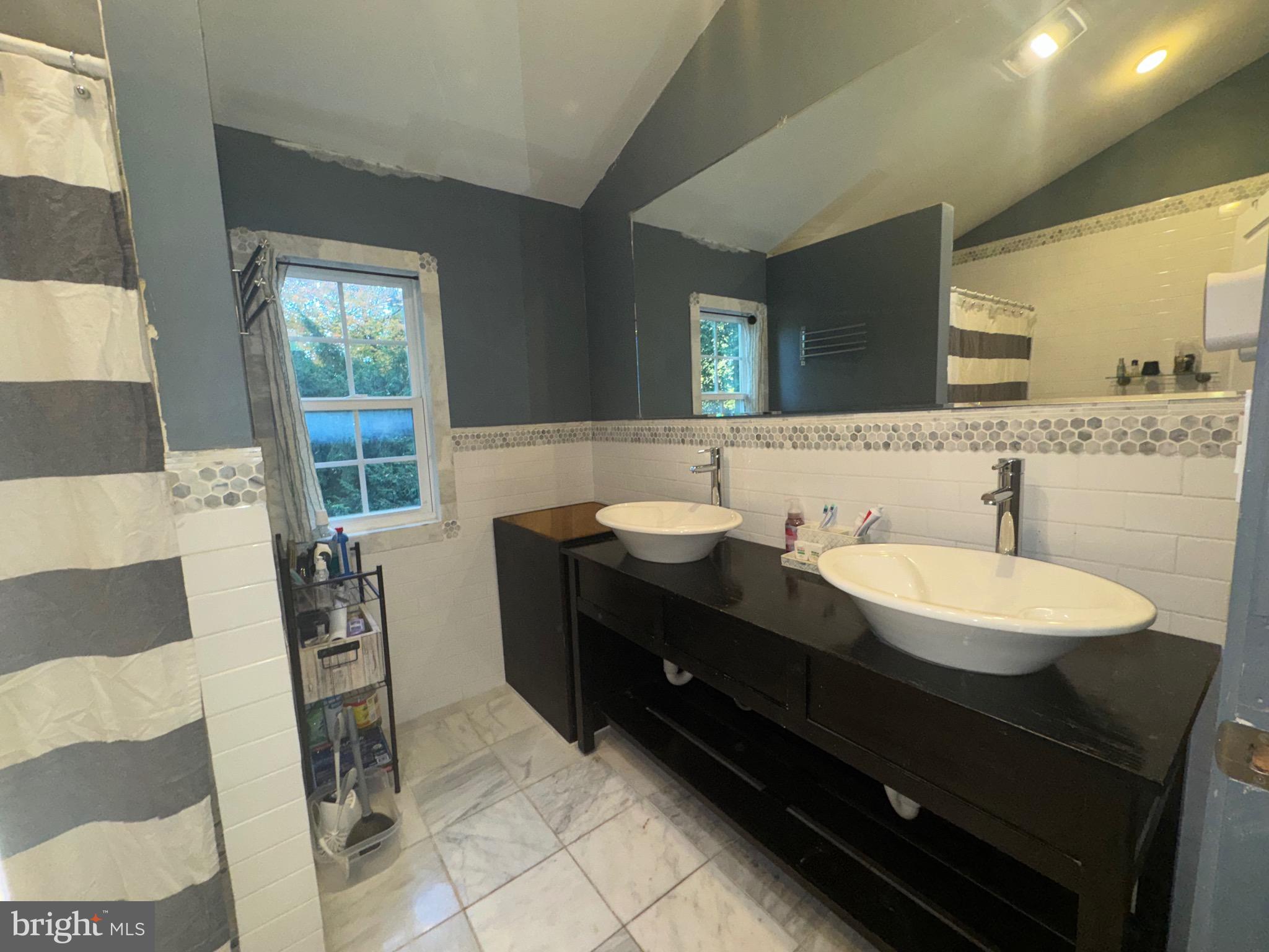 GAITHERSBURG OUTSIDE - Residential