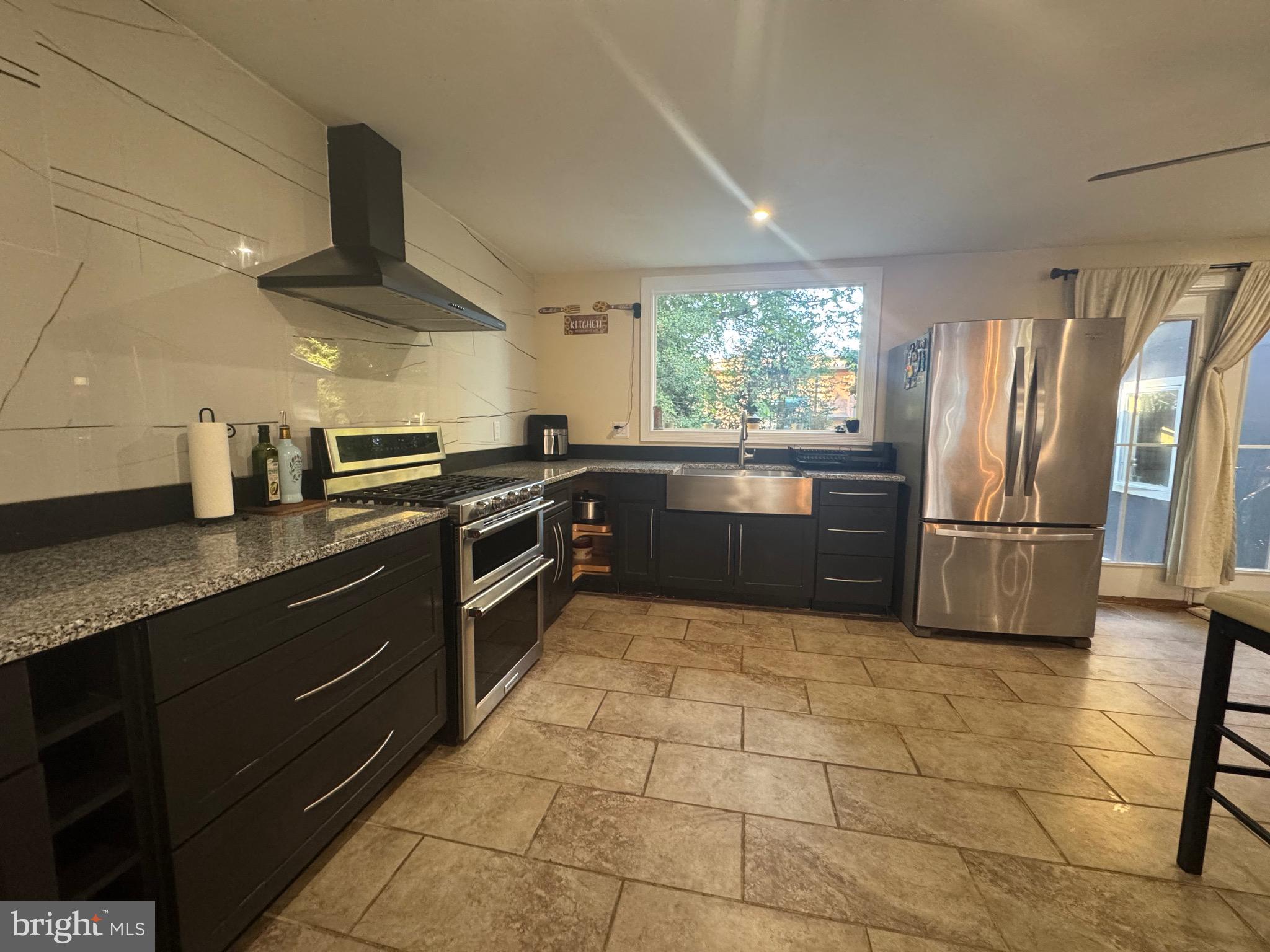 GAITHERSBURG OUTSIDE - Residential