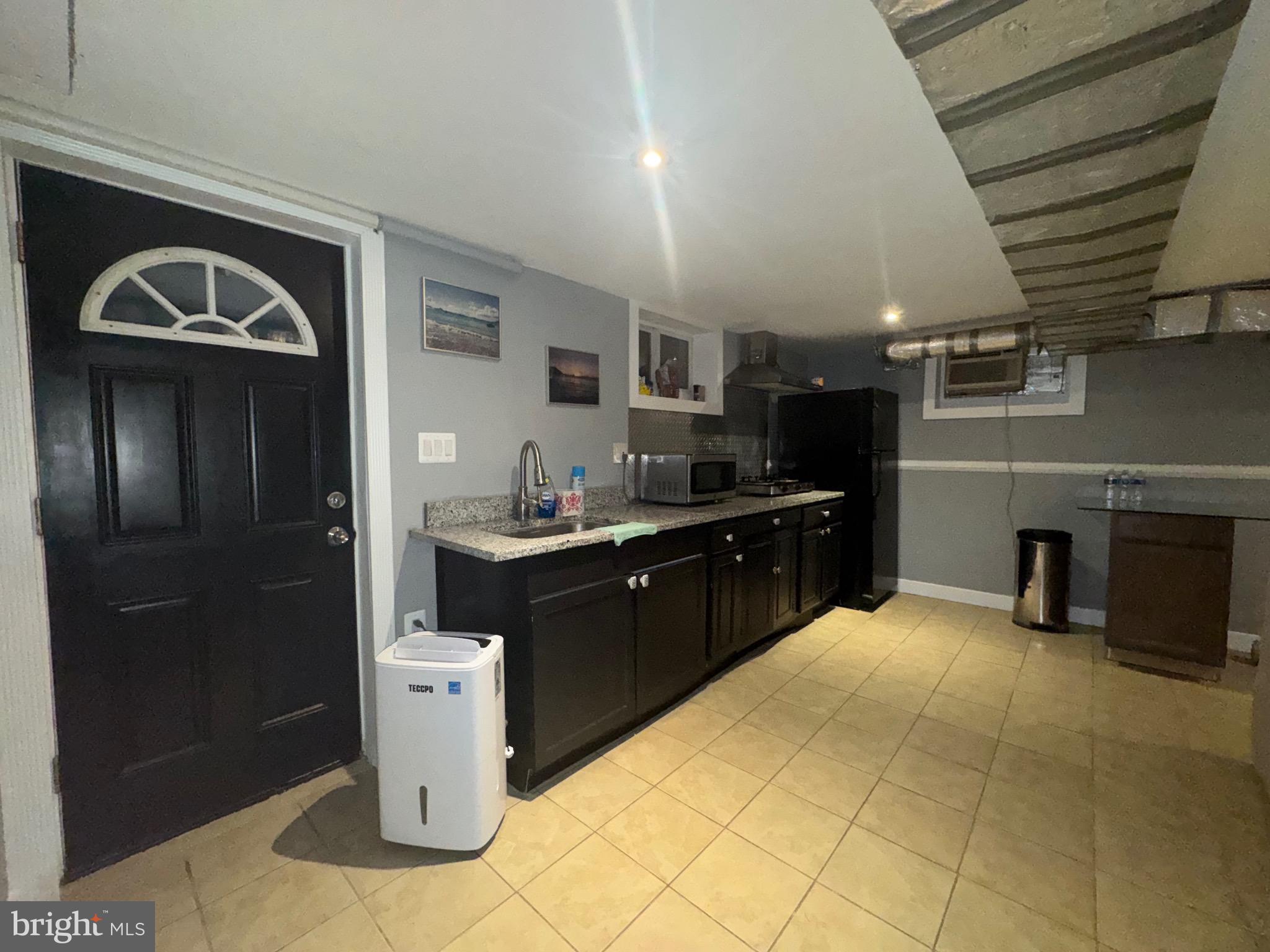 GAITHERSBURG OUTSIDE - Residential