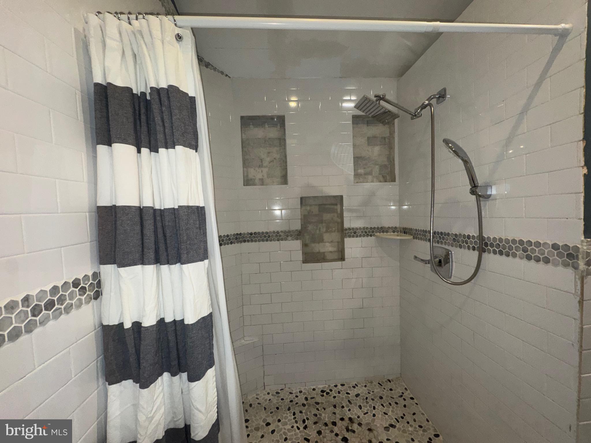 GAITHERSBURG OUTSIDE - Residential