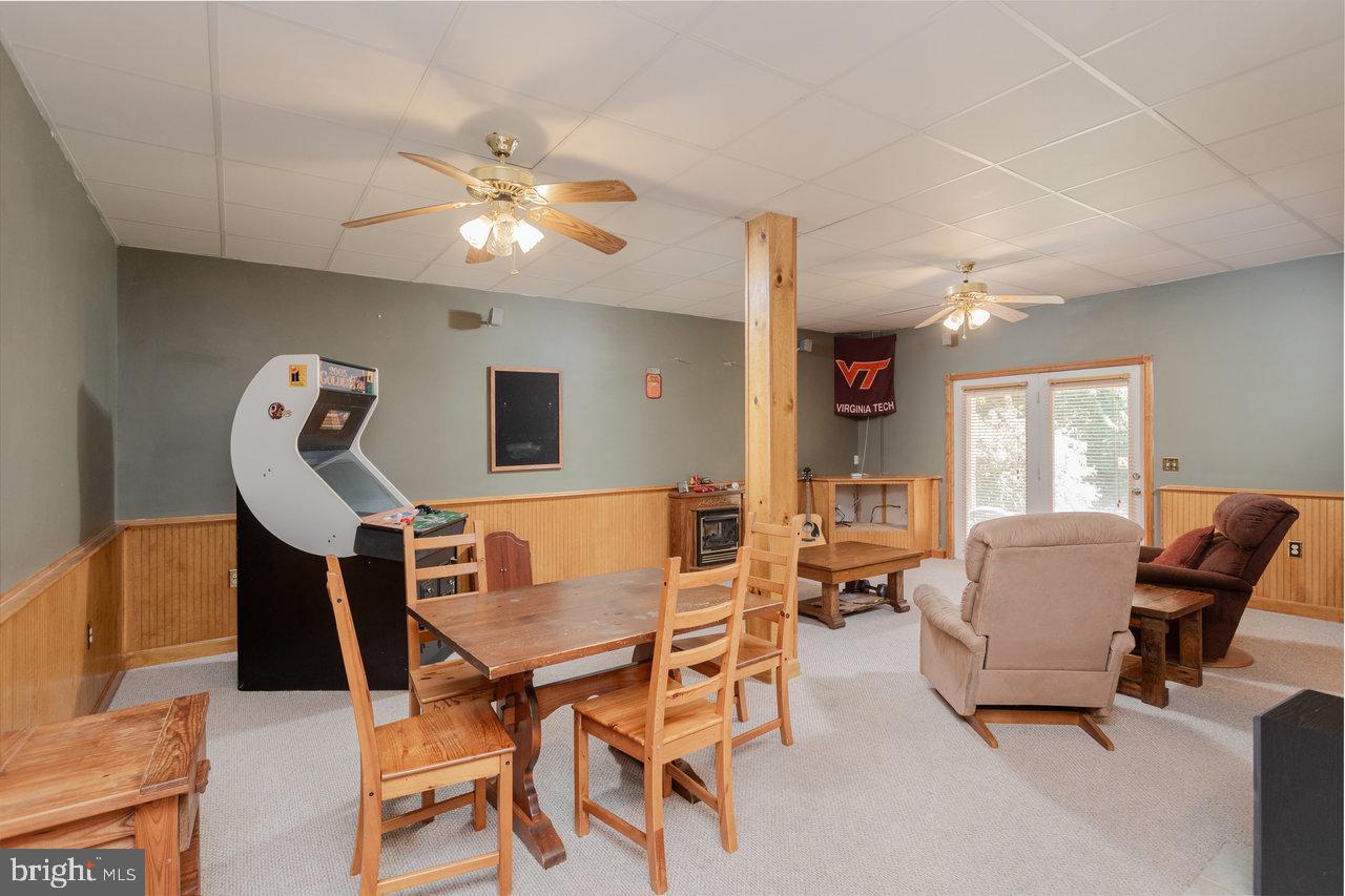 LAKEWOOD - Residential