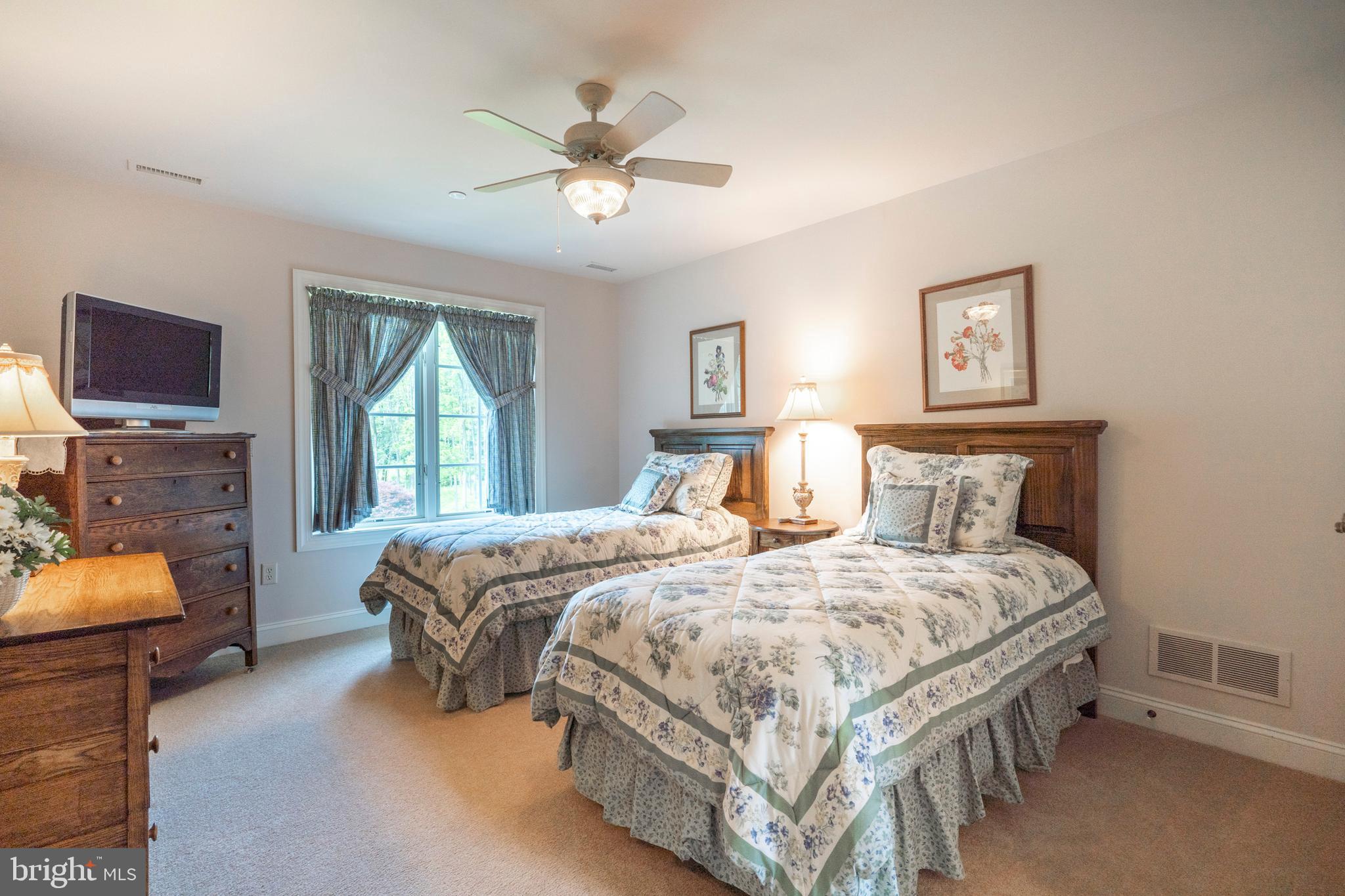 INDIAN SPRINGS - Residential