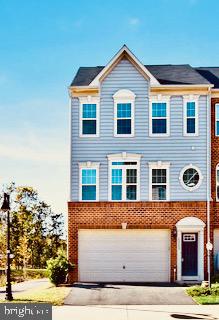 Townhouse For Rent - 22889 Lacey Oak Terrace<br/> STERLING, VA 20166