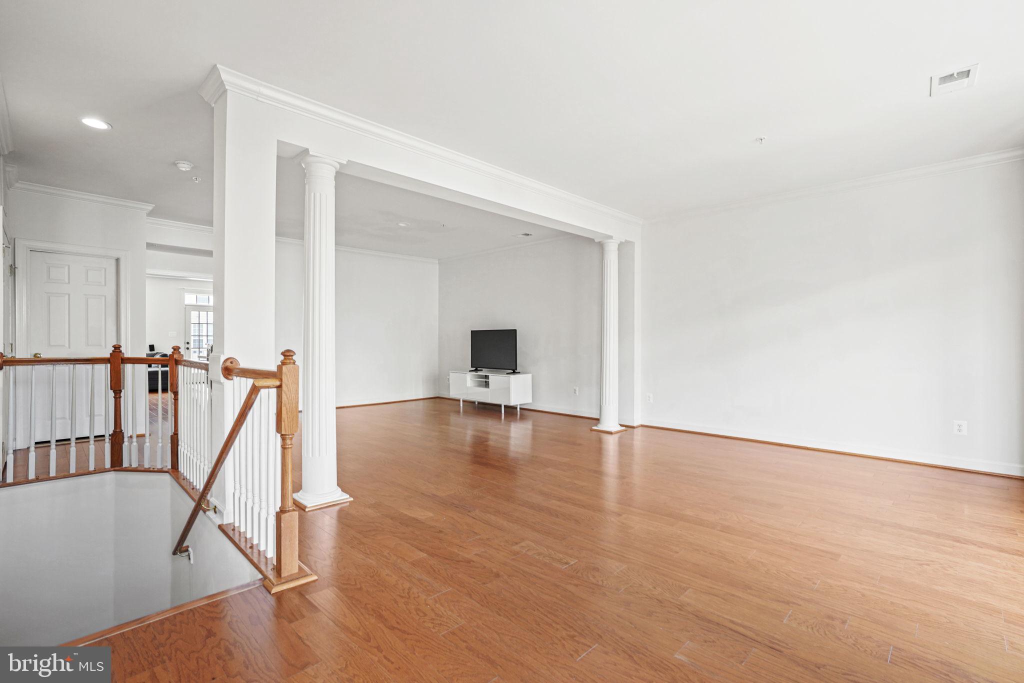 POTOMAC CLUB - Residential