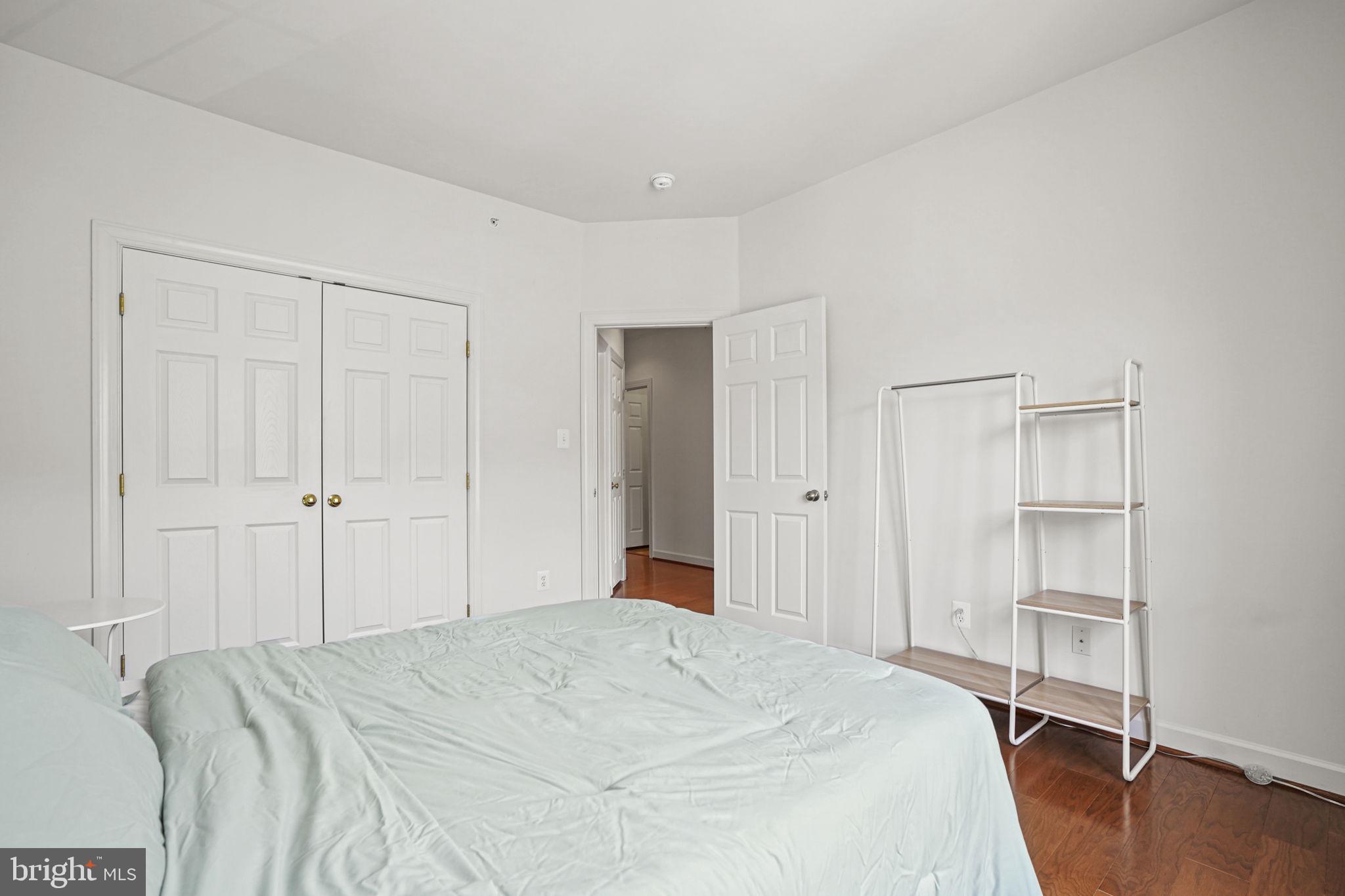 POTOMAC CLUB - Residential