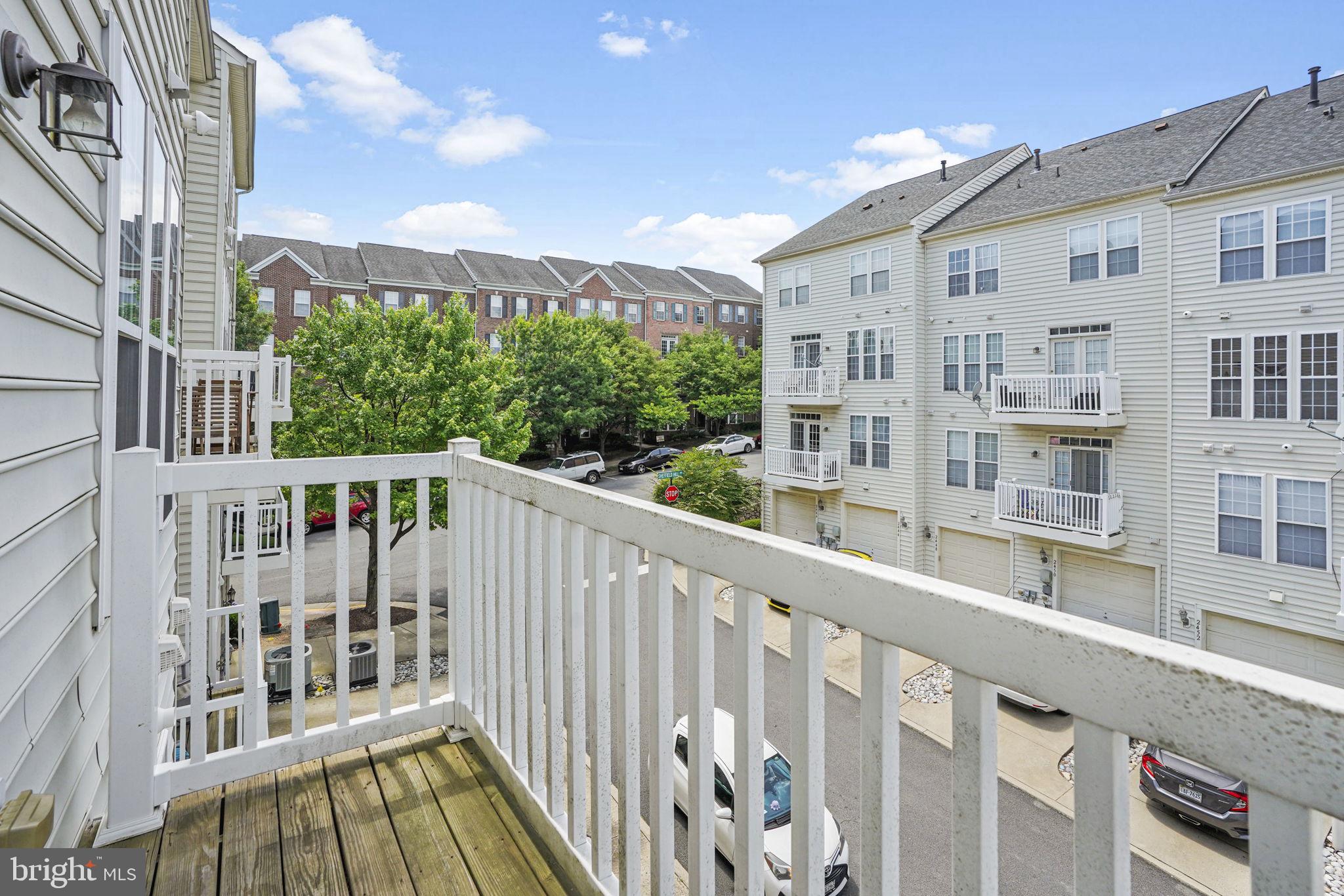 POTOMAC CLUB - Residential