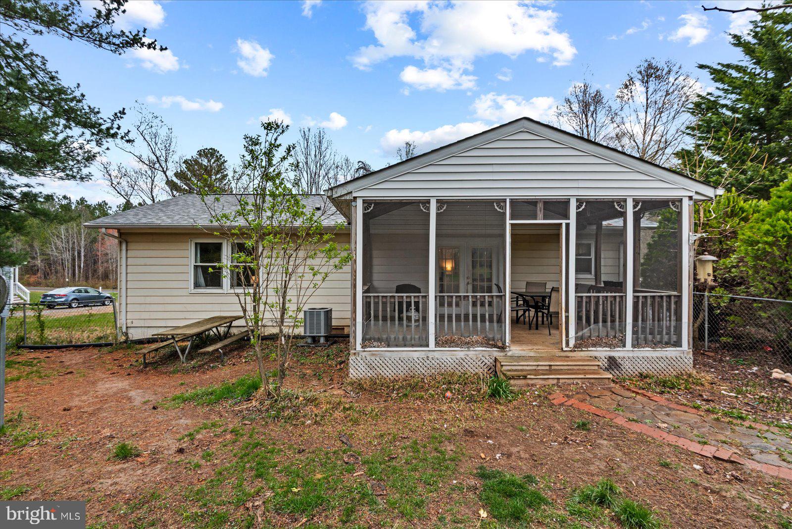 RIDGE POINT ESTATES - Residential