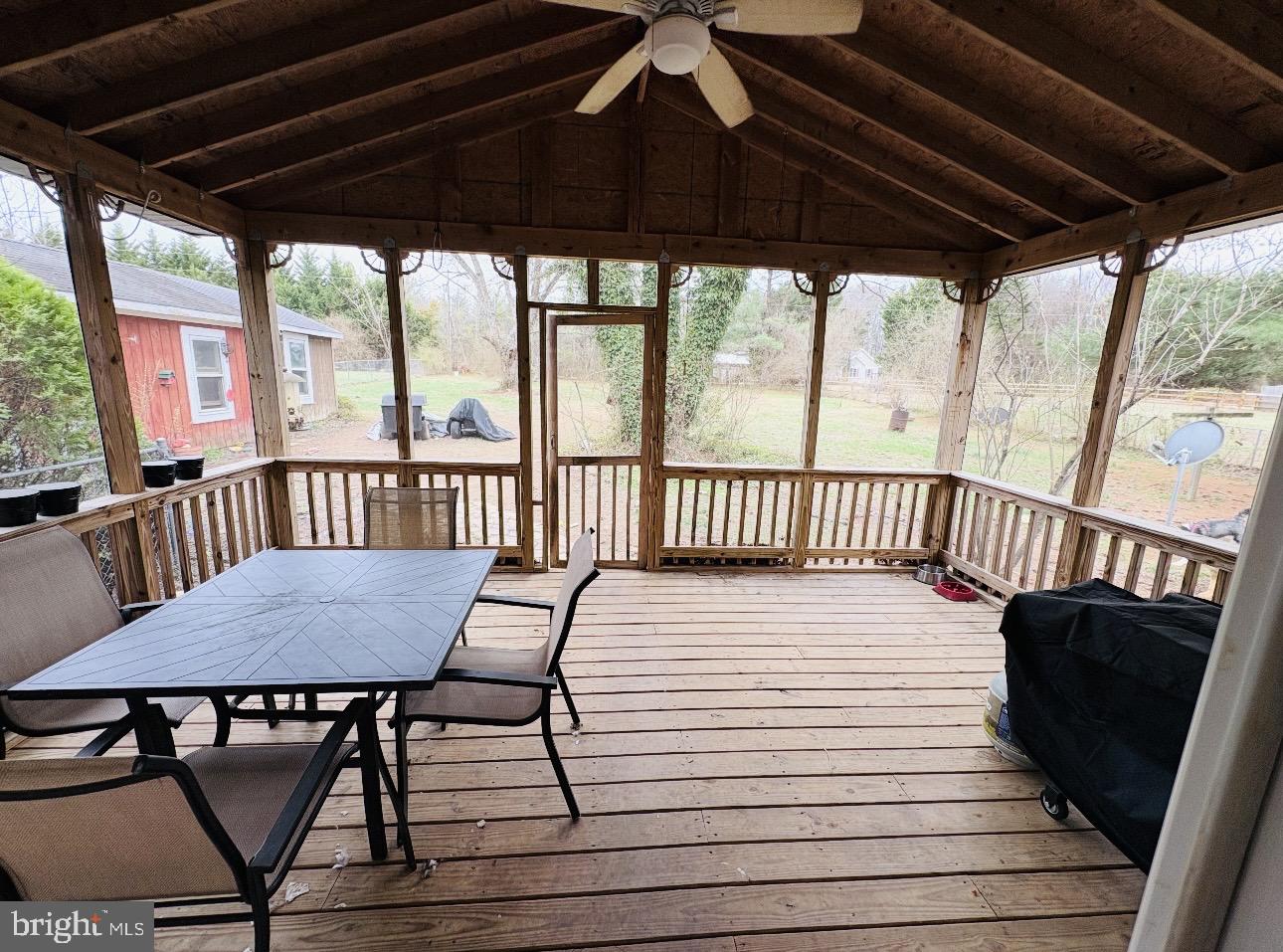 RIDGE POINT ESTATES - Residential