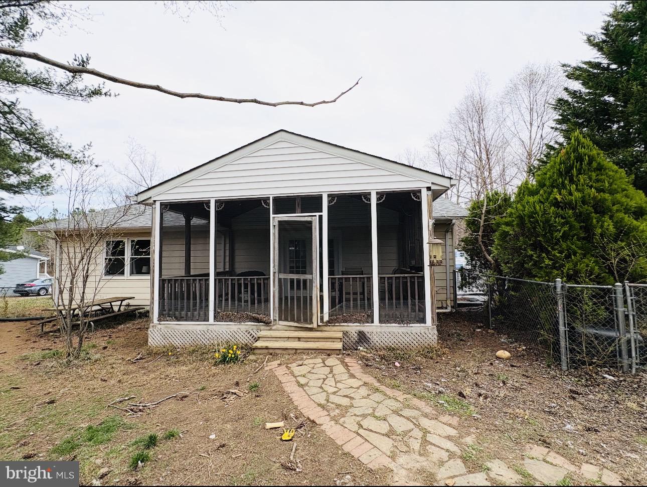 RIDGE POINT ESTATES - Residential