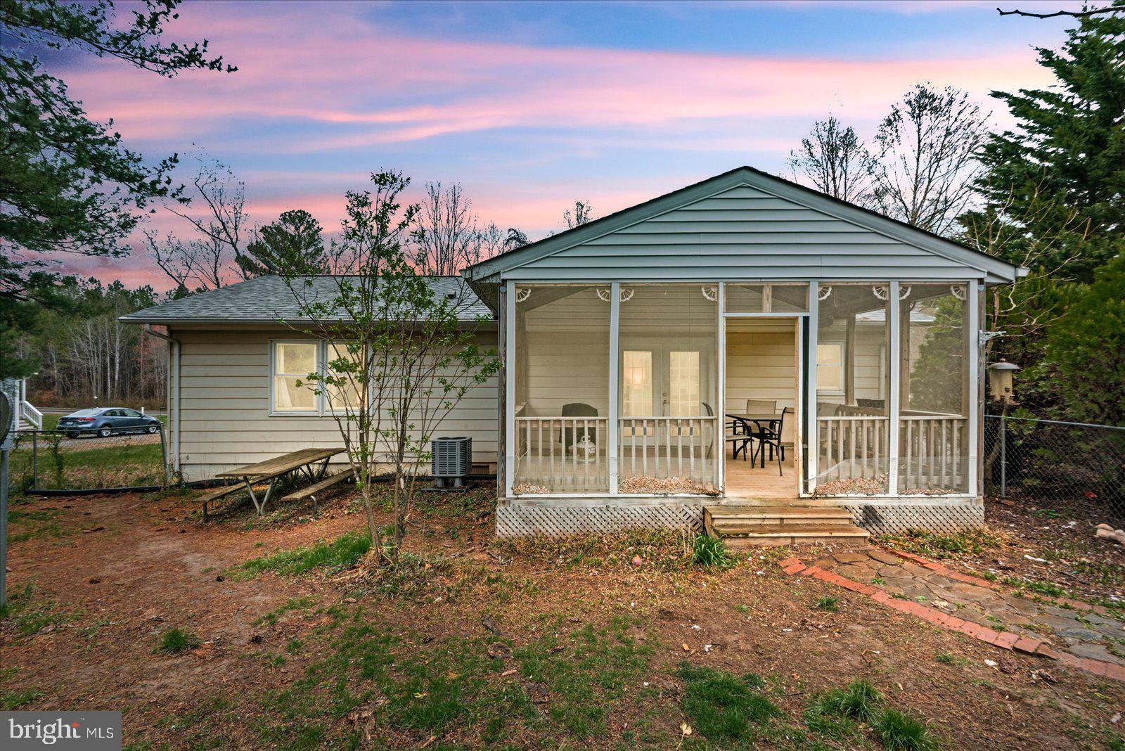 RIDGE POINT ESTATES - Residential