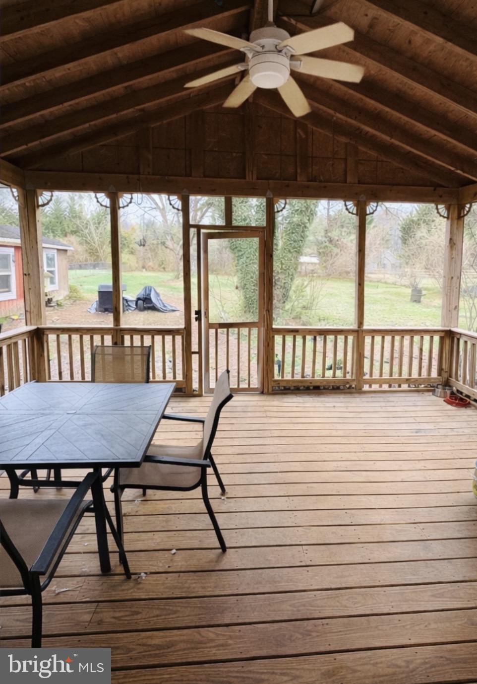 RIDGE POINT ESTATES - Residential