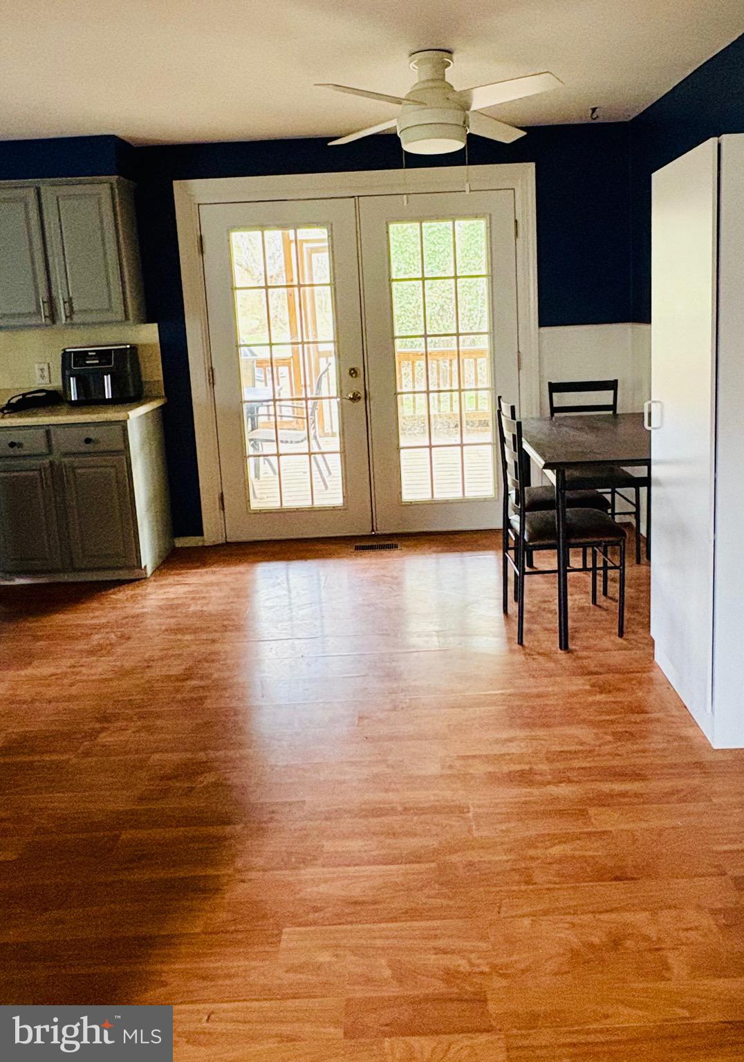 RIDGE POINT ESTATES - Residential