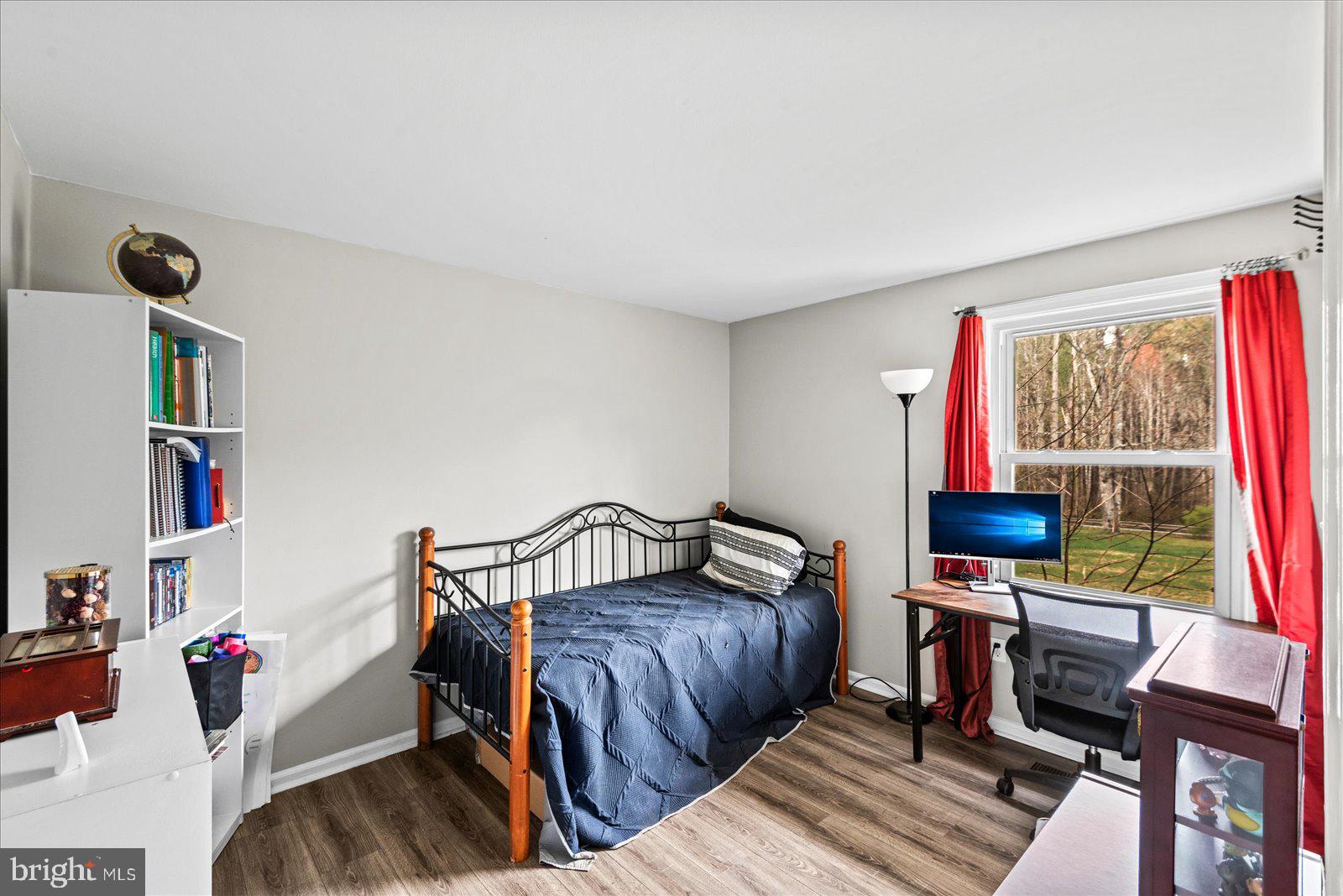 RIDGE POINT ESTATES - Residential