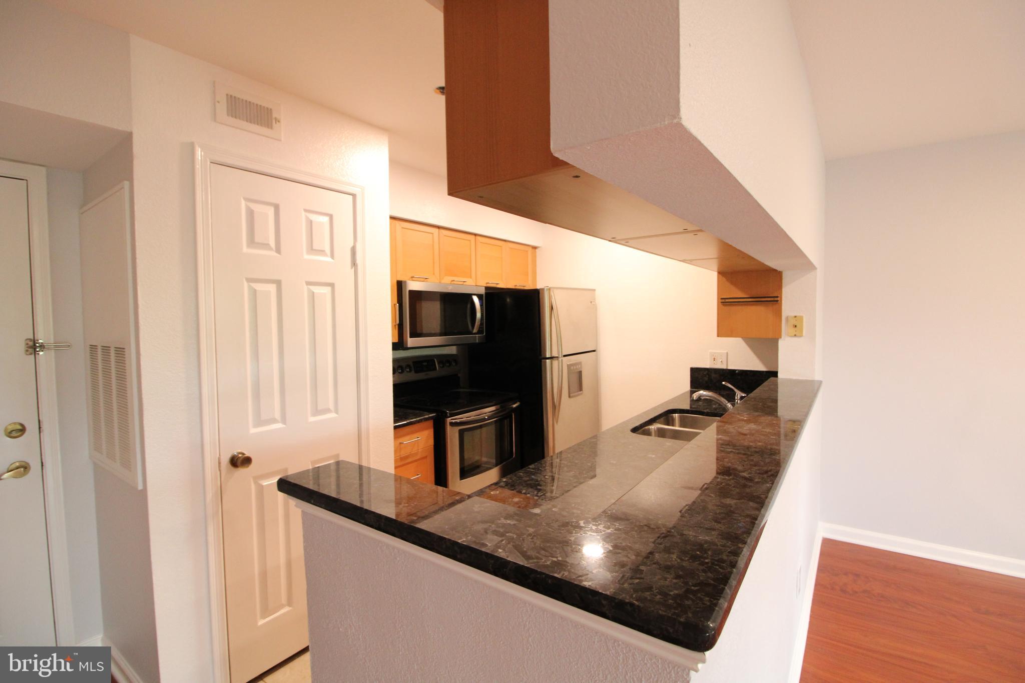 POINTE AT PARK CENTER - Residential Lease