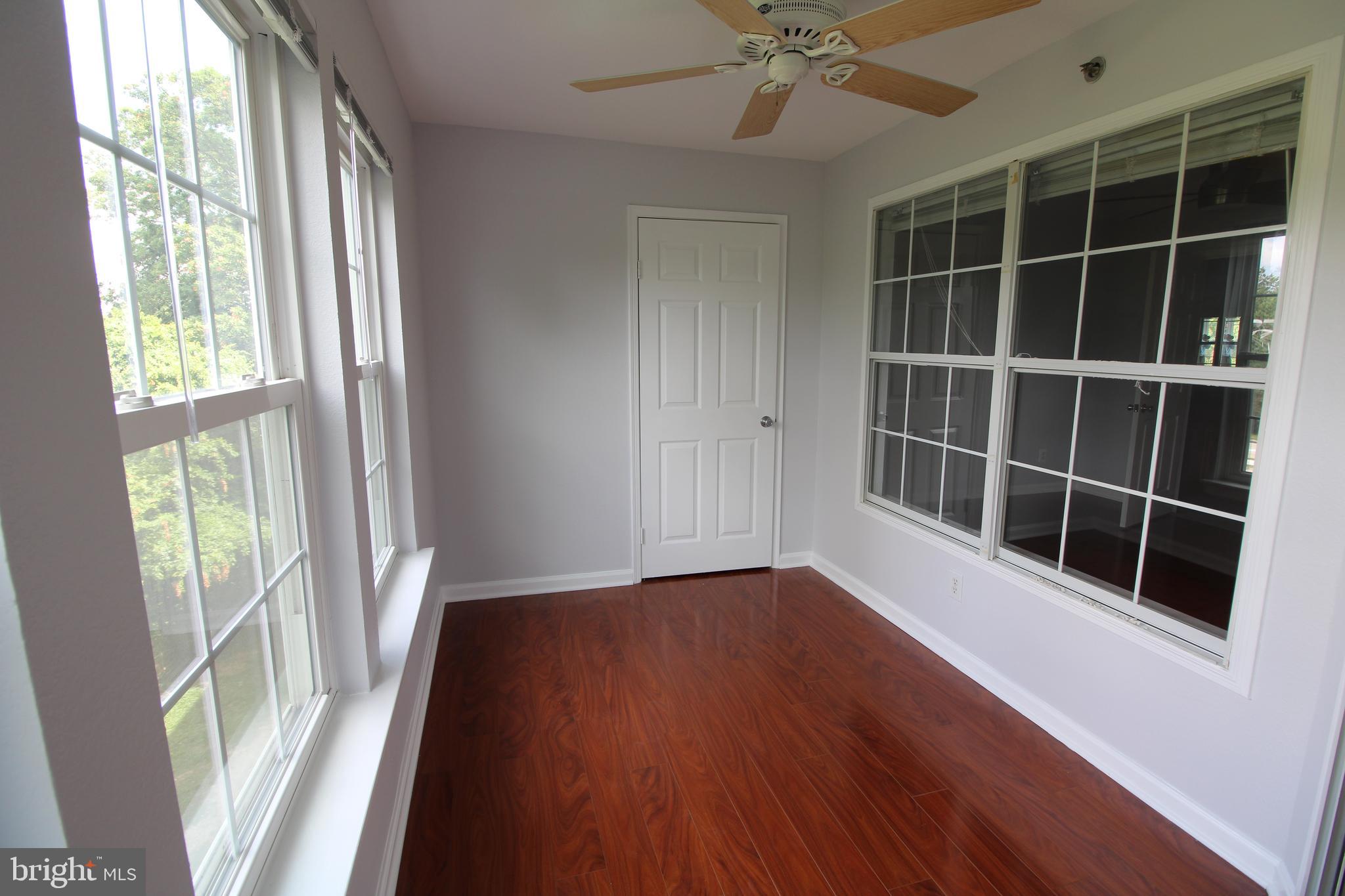 POINTE AT PARK CENTER - Residential Lease