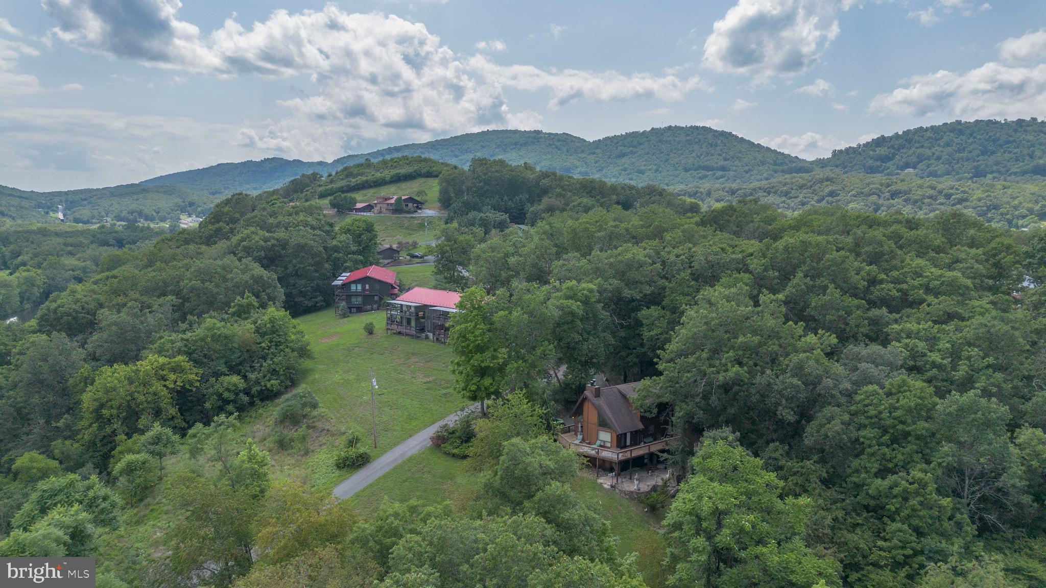 144 MULBERRY LANE