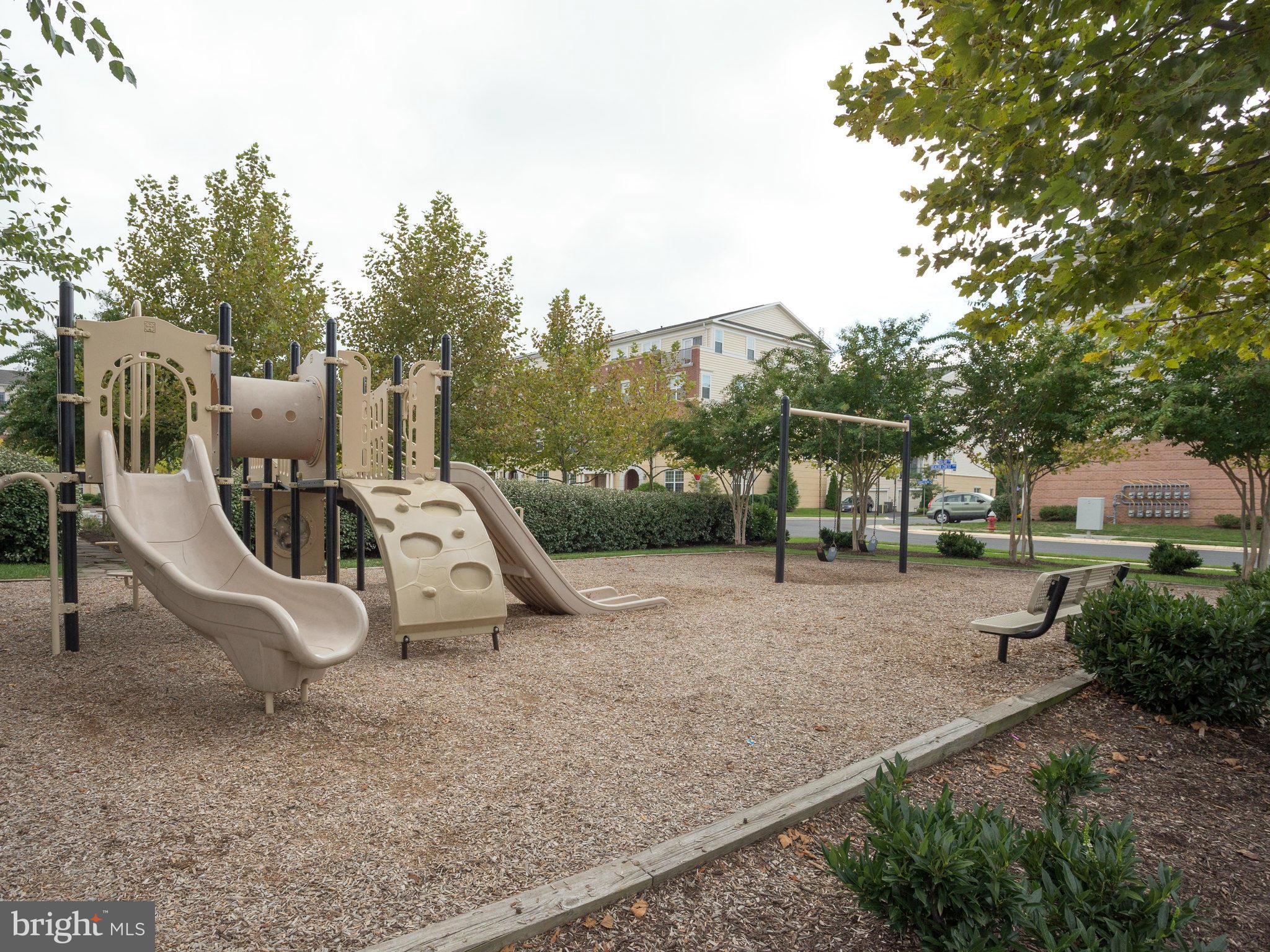 BRAMBLETON OVERLOOK - Residential