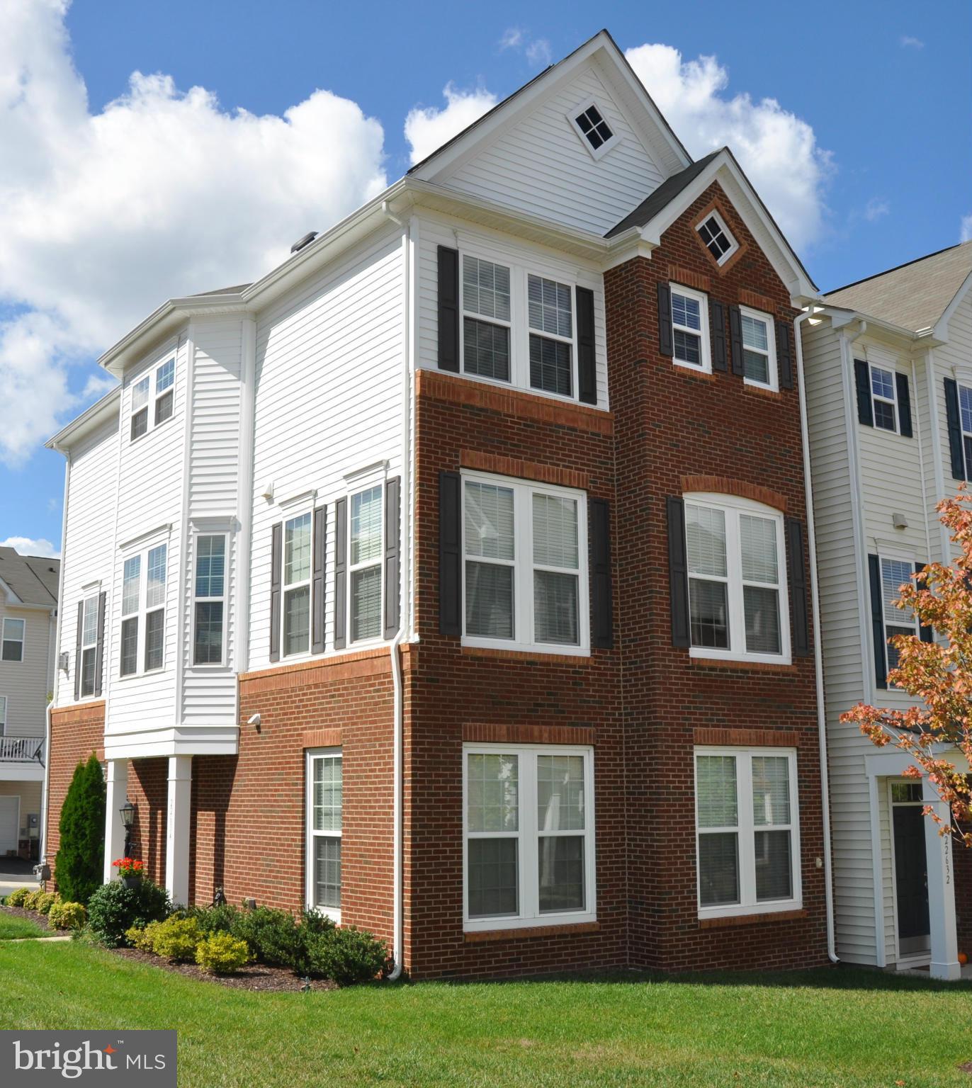 BRAMBLETON OVERLOOK - Residential