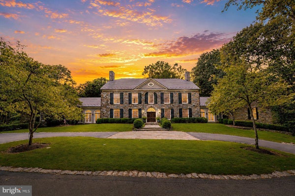 8705 BELMART RD, POTOMAC, MD 20854 - Image a0fbaab7bdb7f2ff7277f74fe83c295a/4228316608